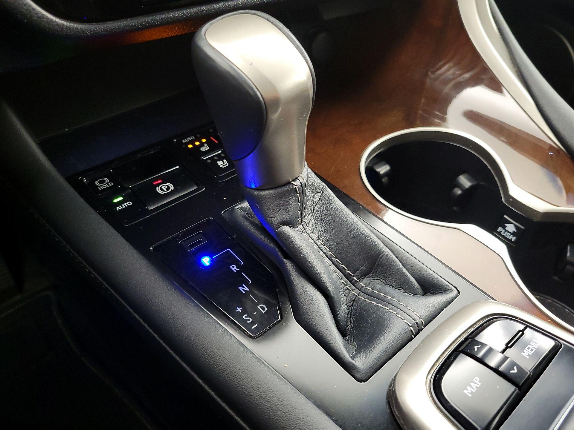 Thumbnail: 2017 Lexus RX - 18