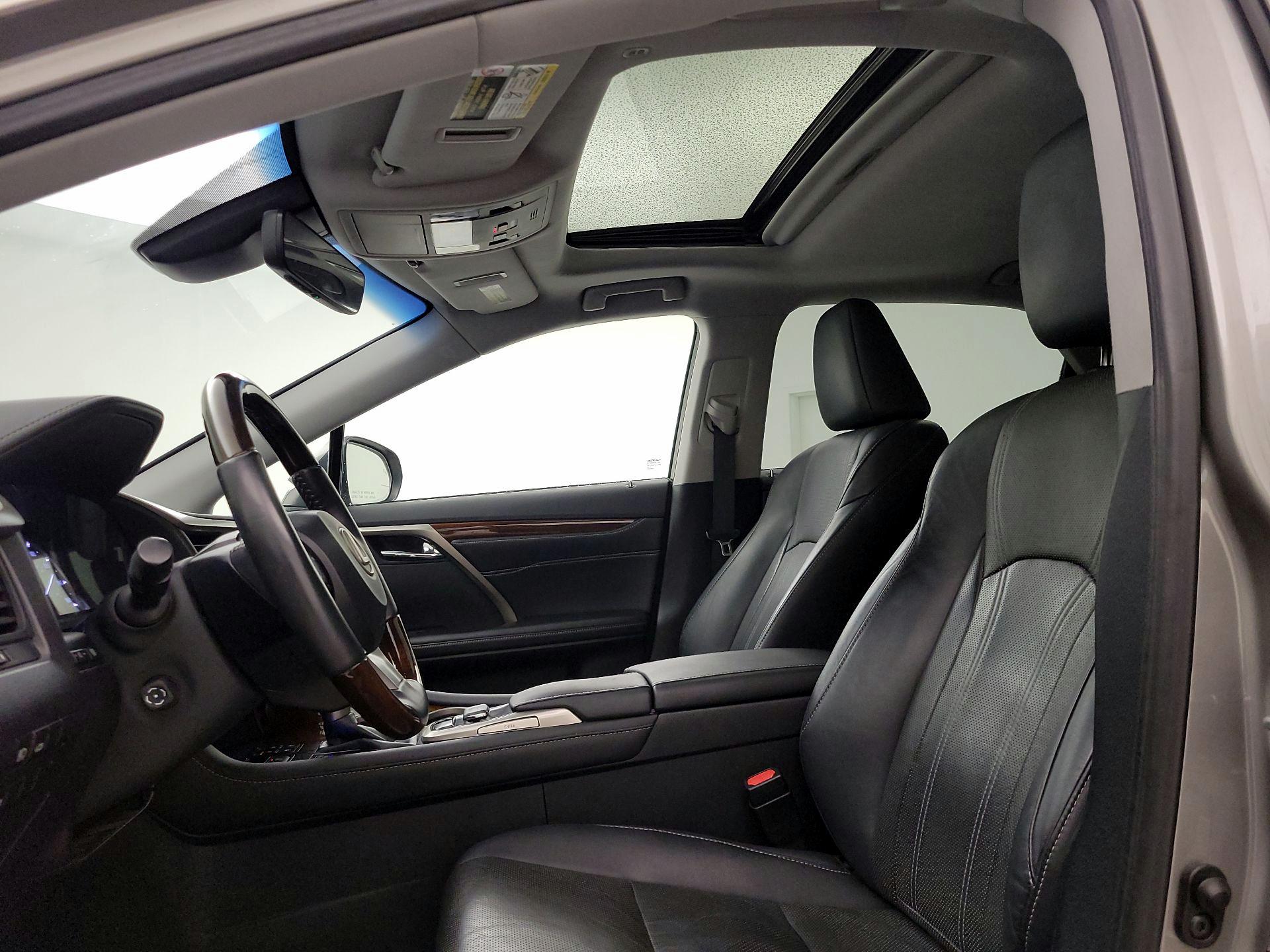 Thumbnail: 2017 Lexus RX - 19