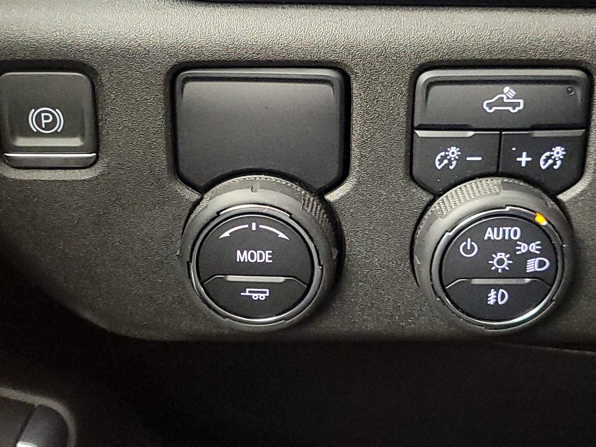 Thumbnail: 2024 Chevrolet Silverado 2500 - 13