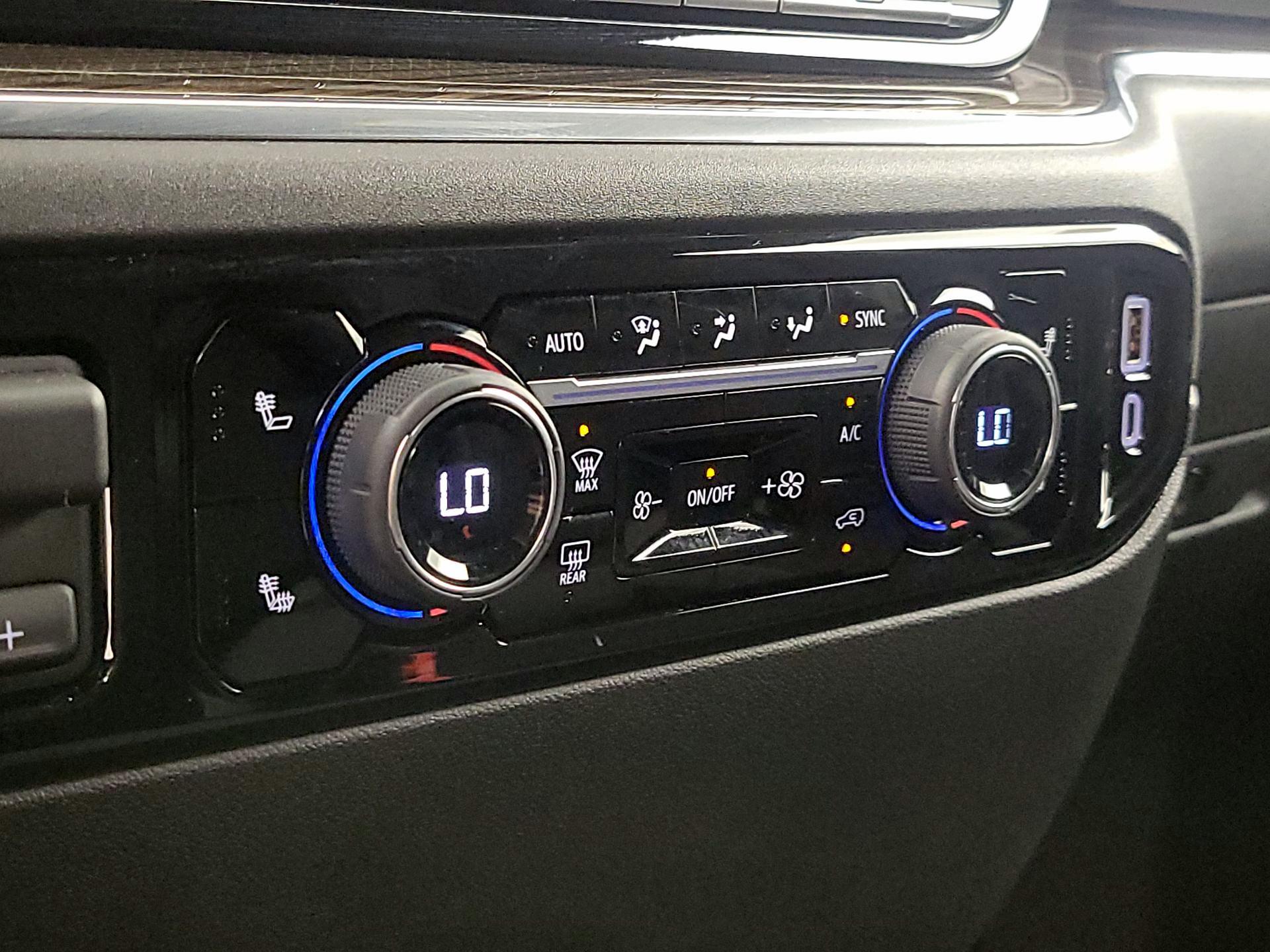 Thumbnail: 2024 Chevrolet Silverado 2500 - 17