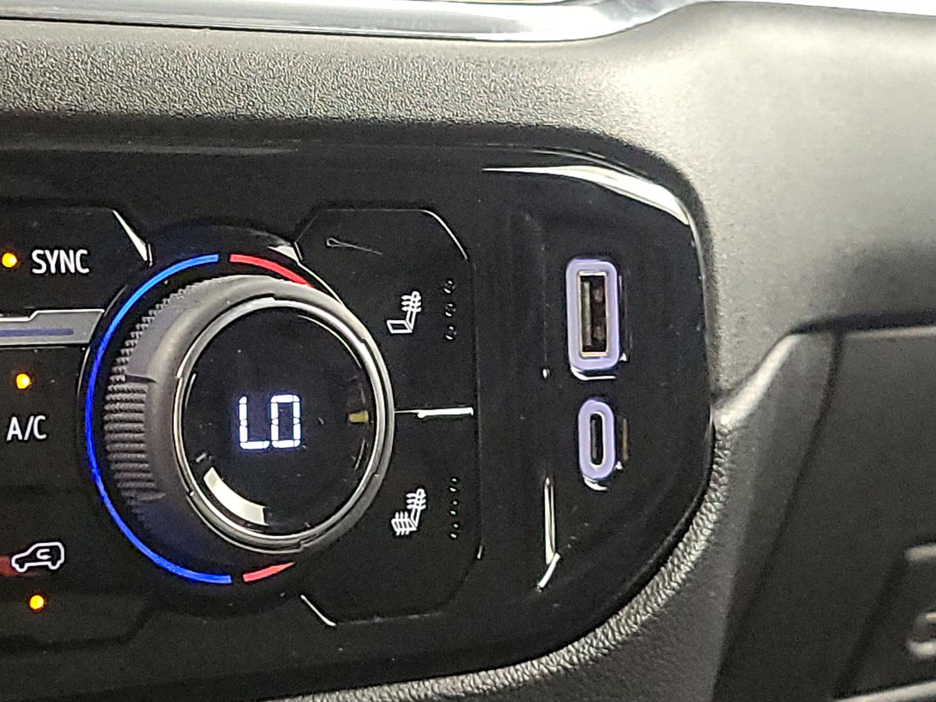 Thumbnail: 2024 Chevrolet Silverado 2500 - 19