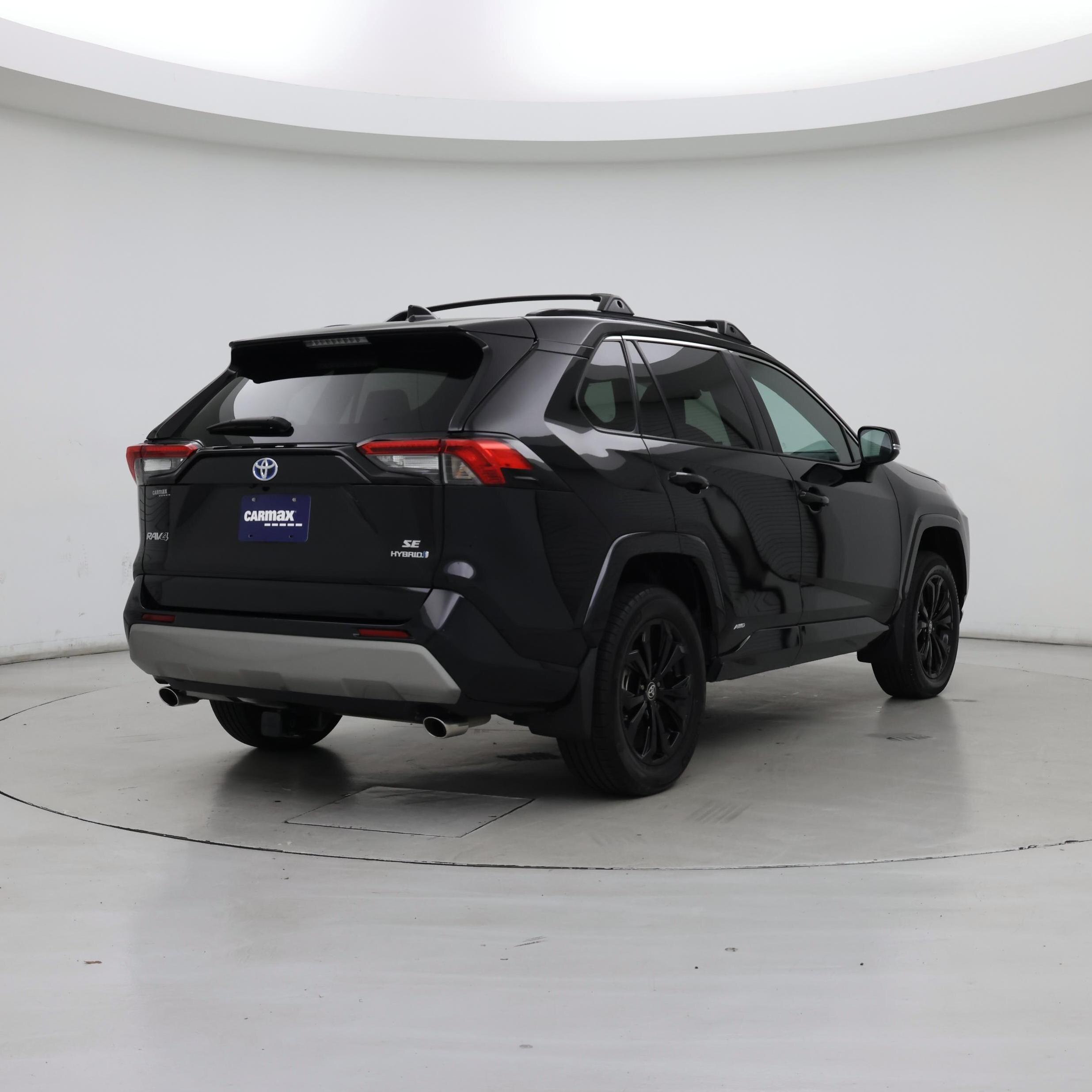 Thumbnail: 2022 Toyota RAV4 - 8