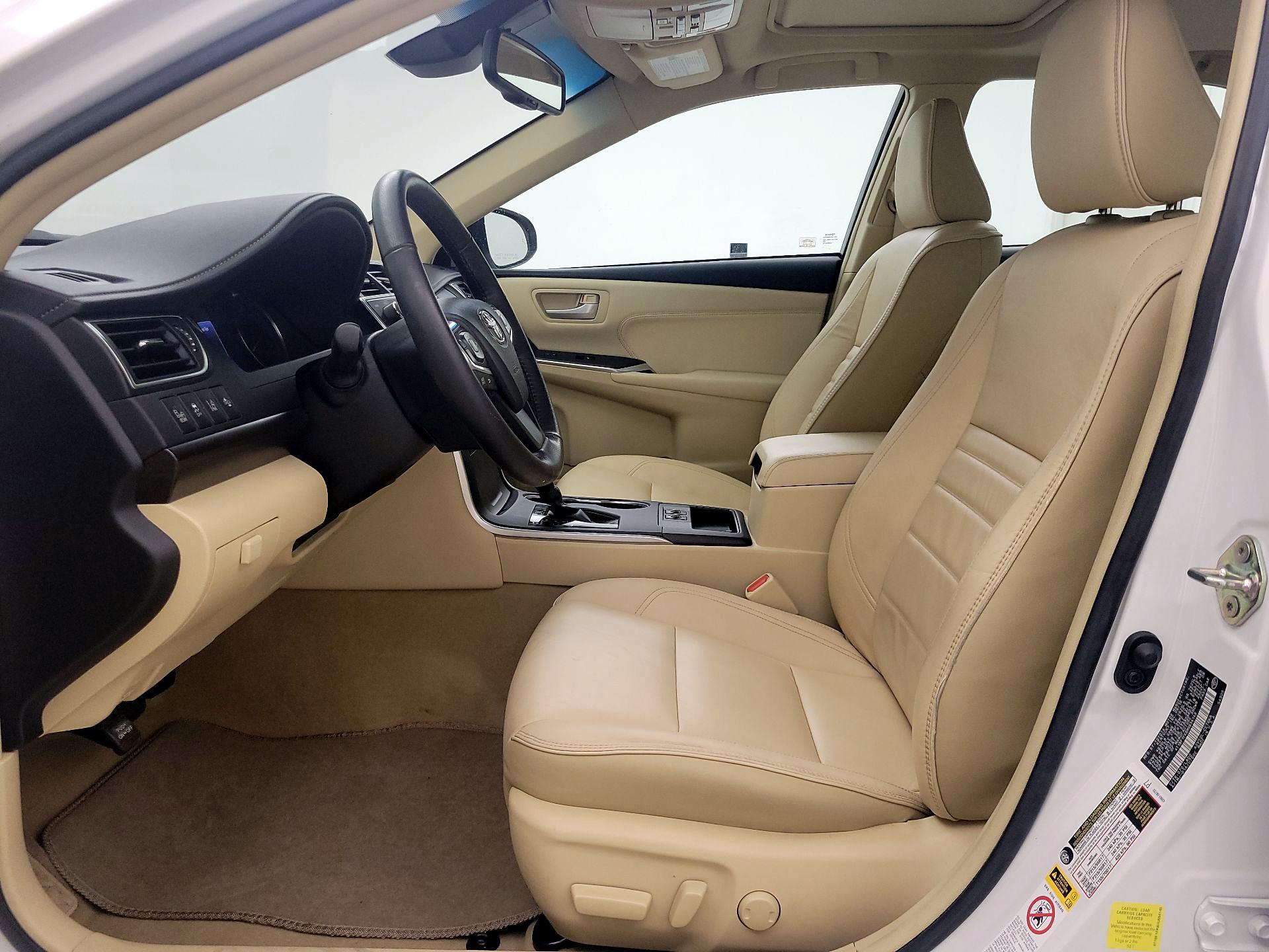 Thumbnail: 2017 Toyota Camry - 11