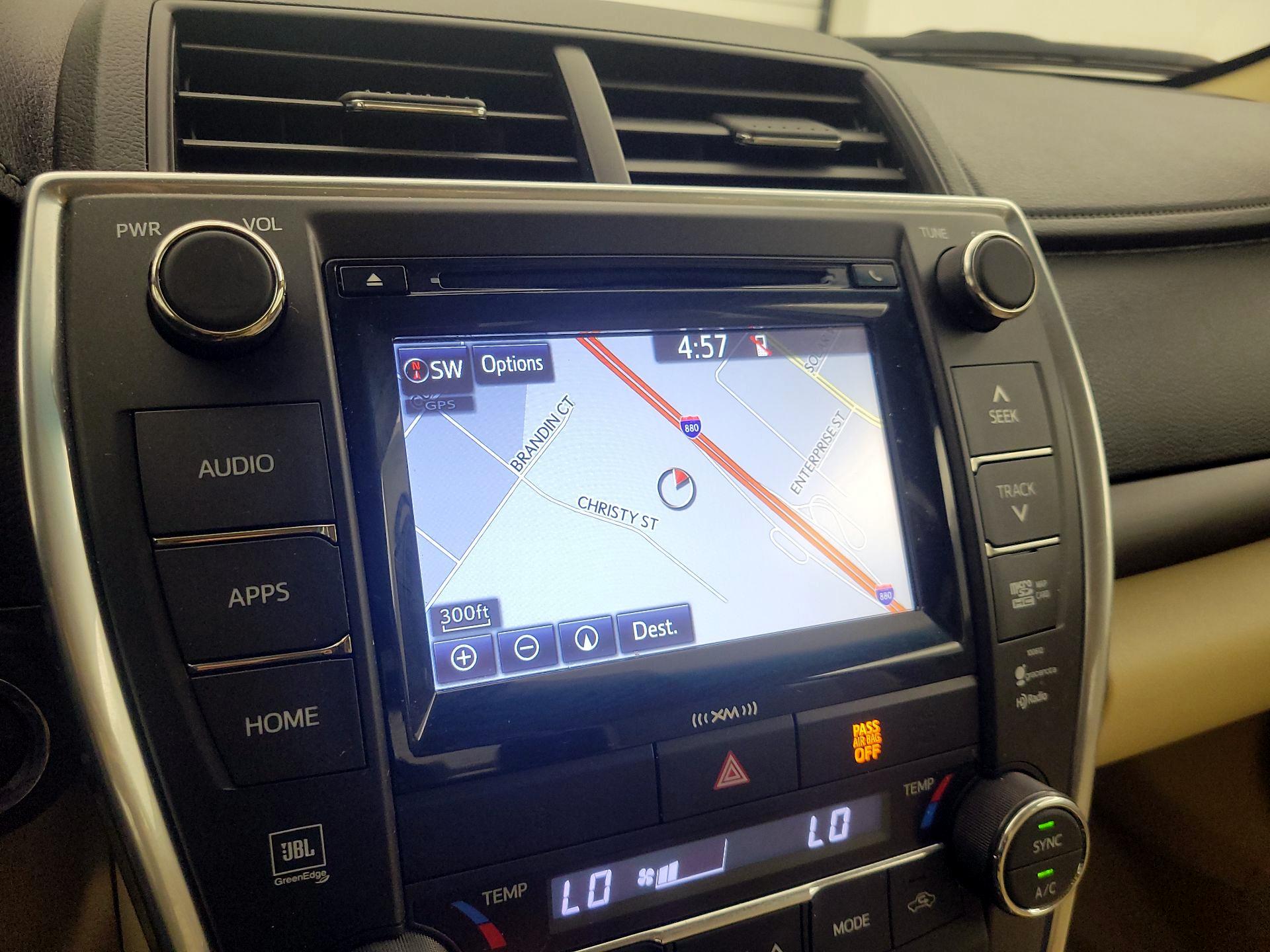 Thumbnail: 2017 Toyota Camry - 14