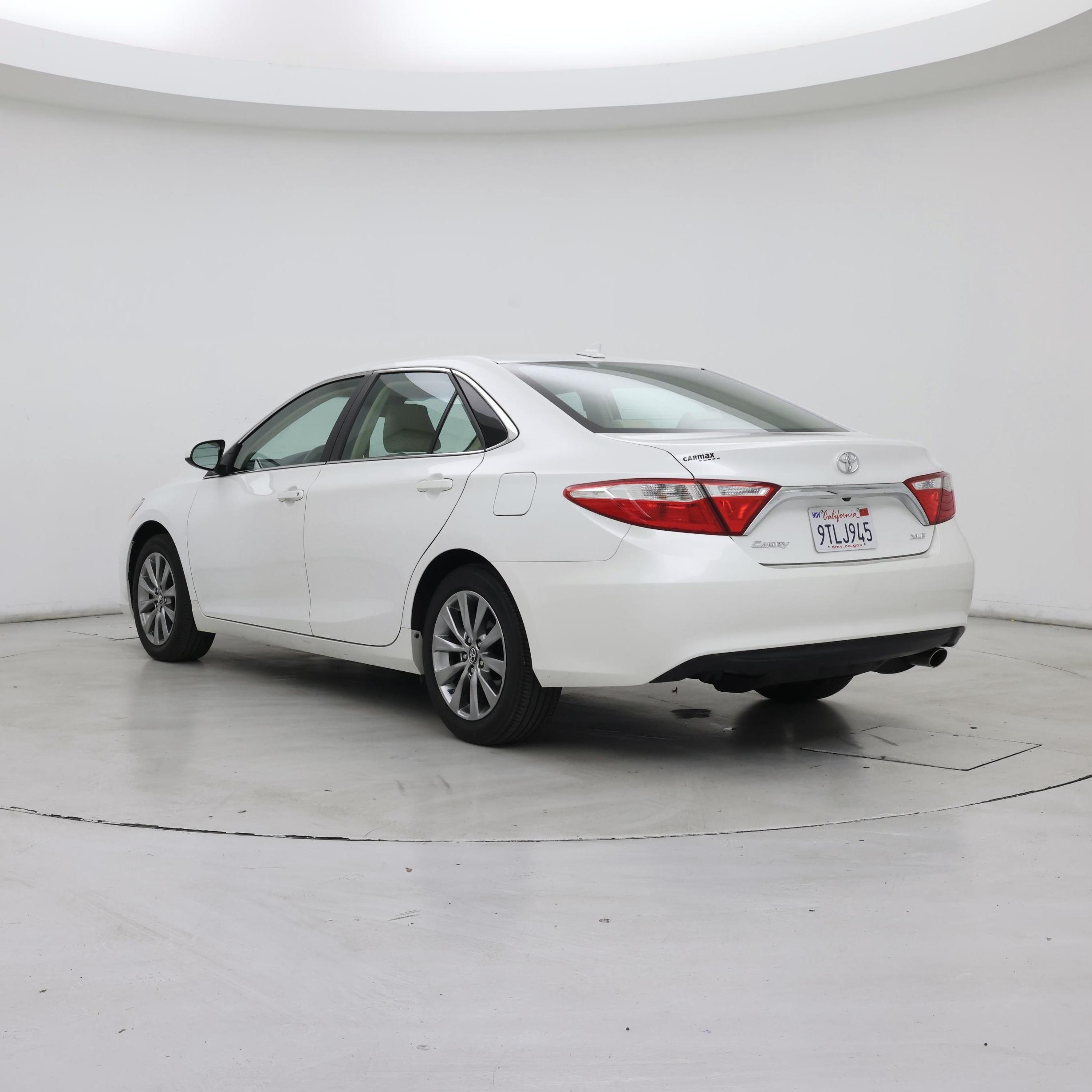 Thumbnail: 2017 Toyota Camry - 2