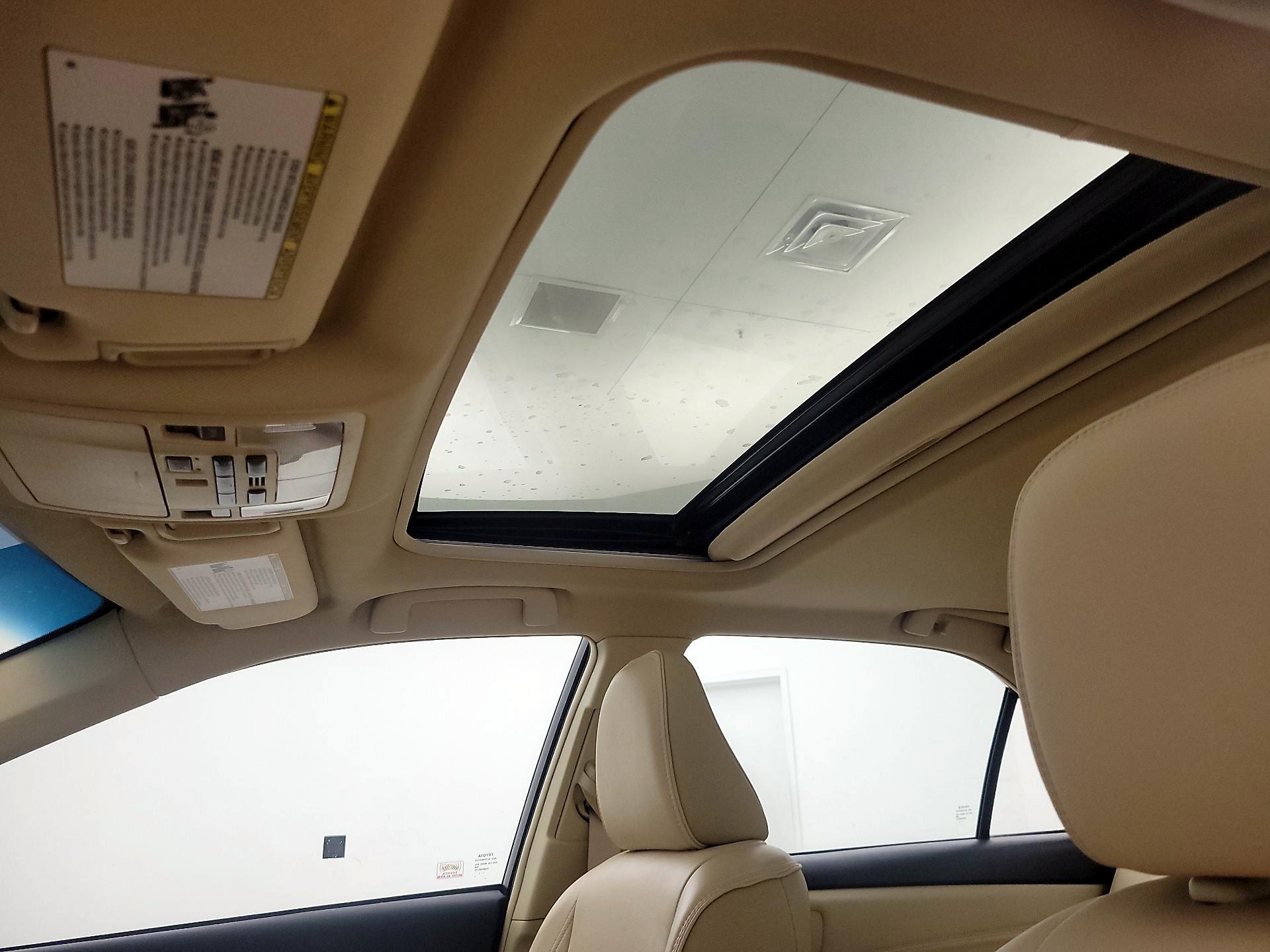 Thumbnail: 2017 Toyota Camry - 20