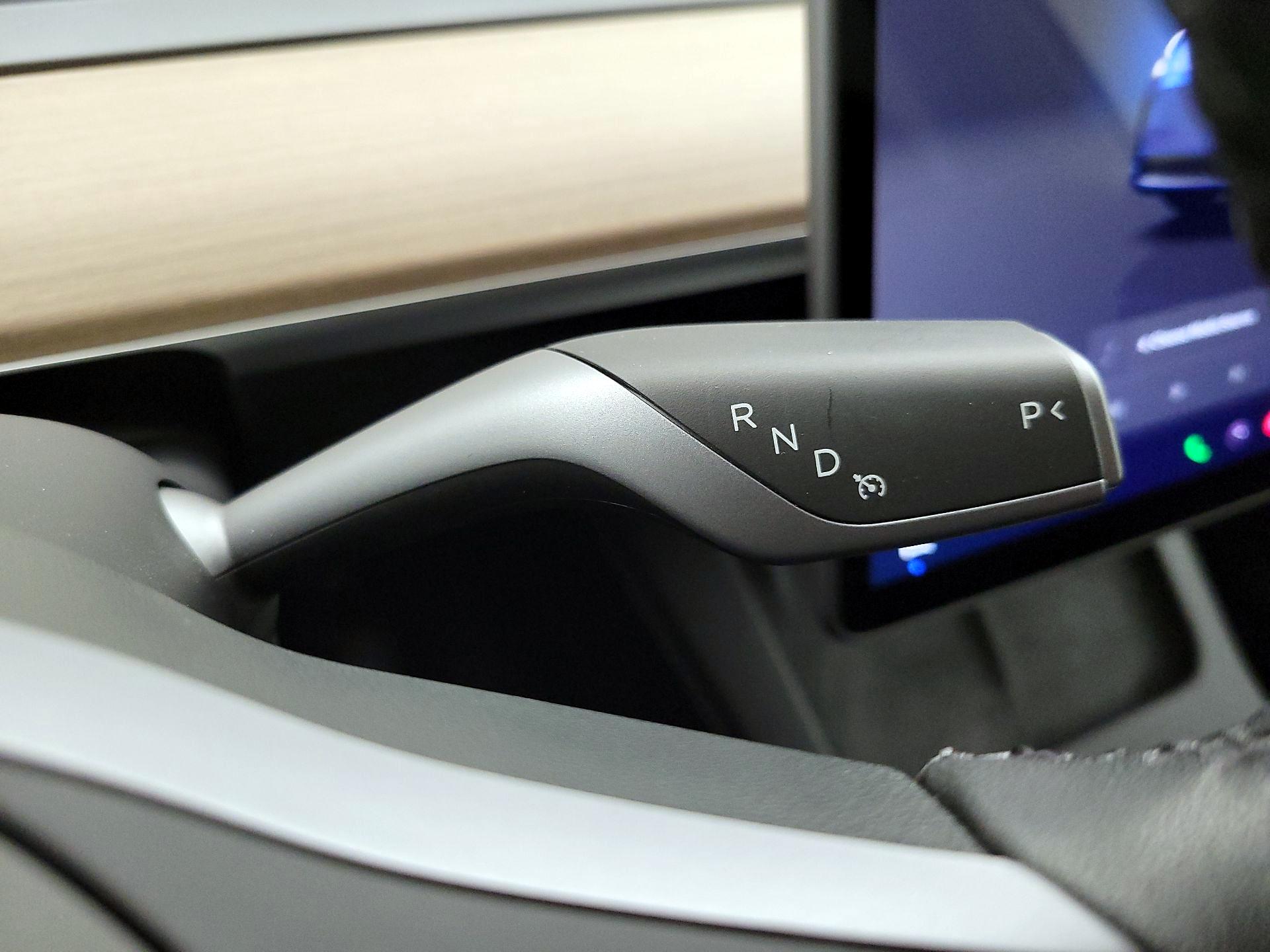 Thumbnail: 2025 Tesla Model Y - 17