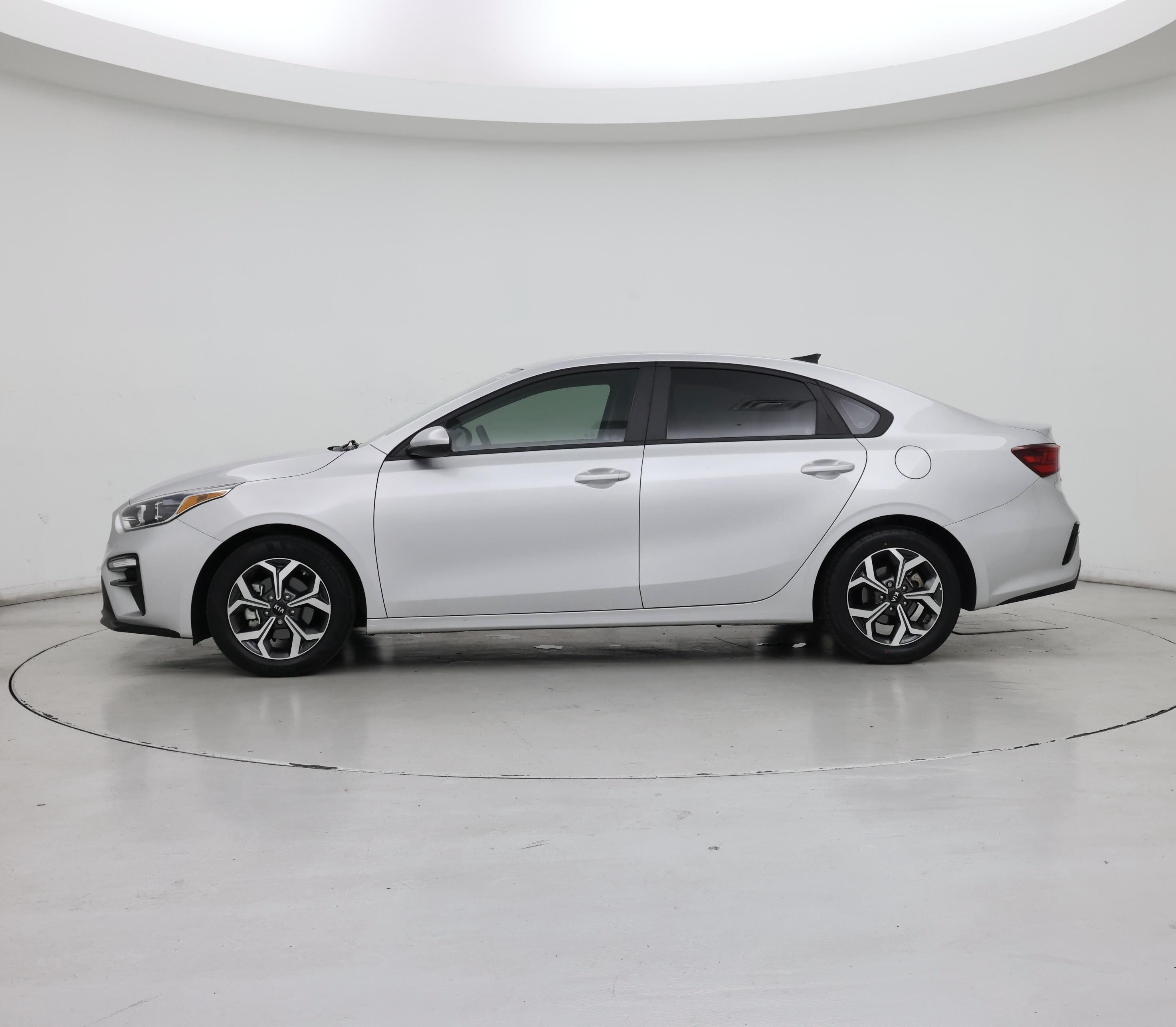 Thumbnail: 2021 Kia Forte - 3