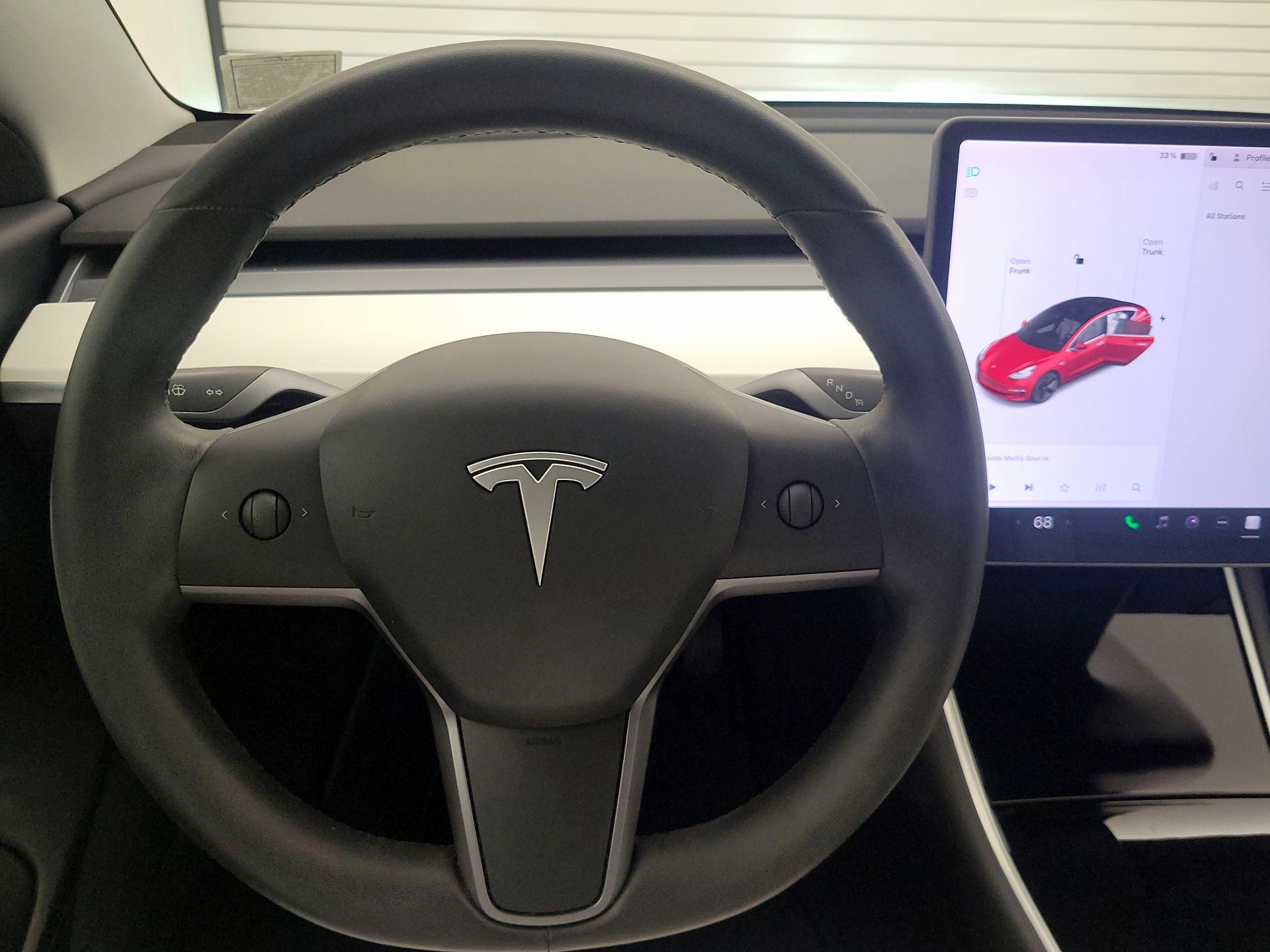 Thumbnail: 2020 Tesla Model 3 - 10