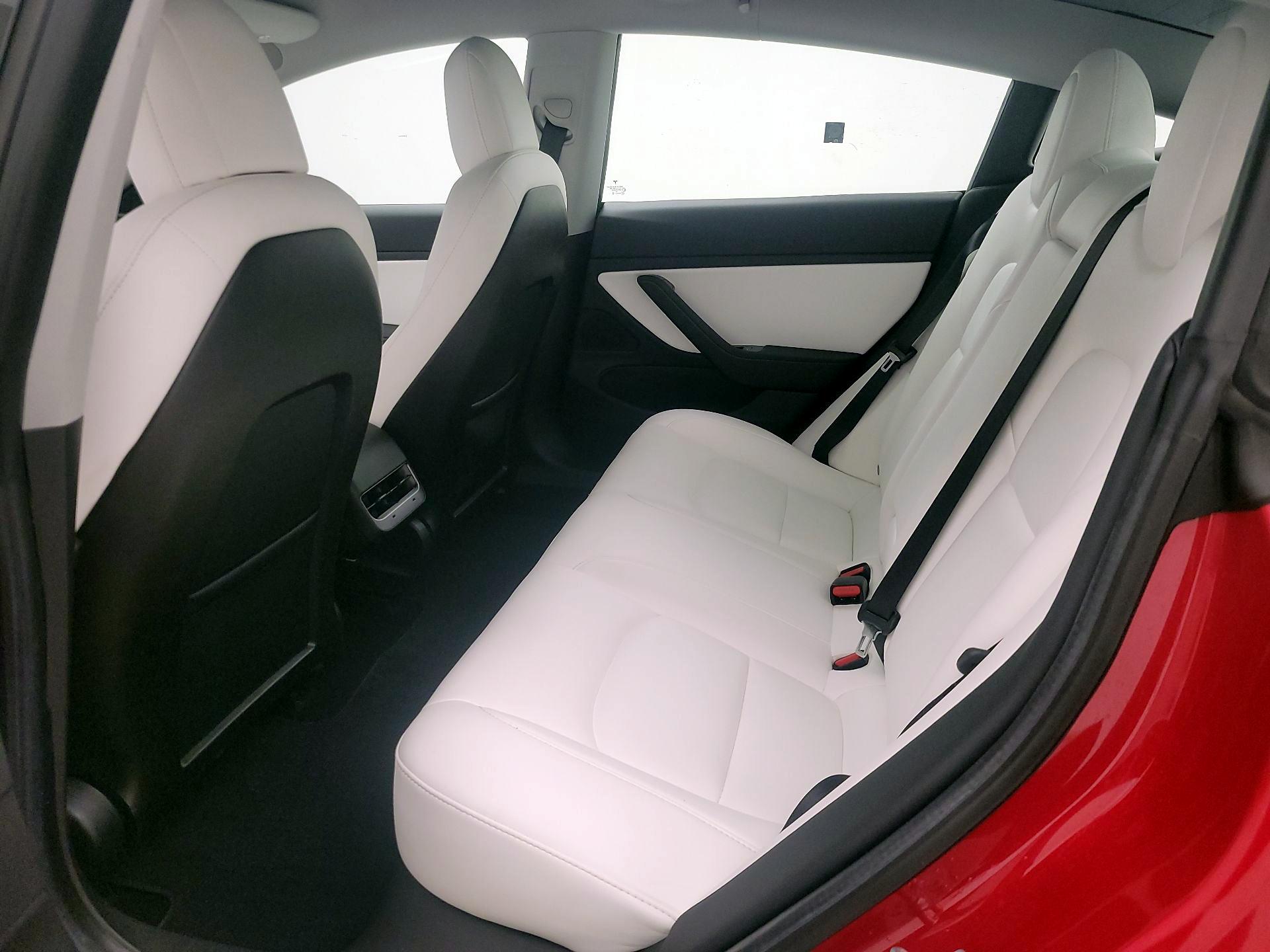 Thumbnail: 2020 Tesla Model 3 - 19