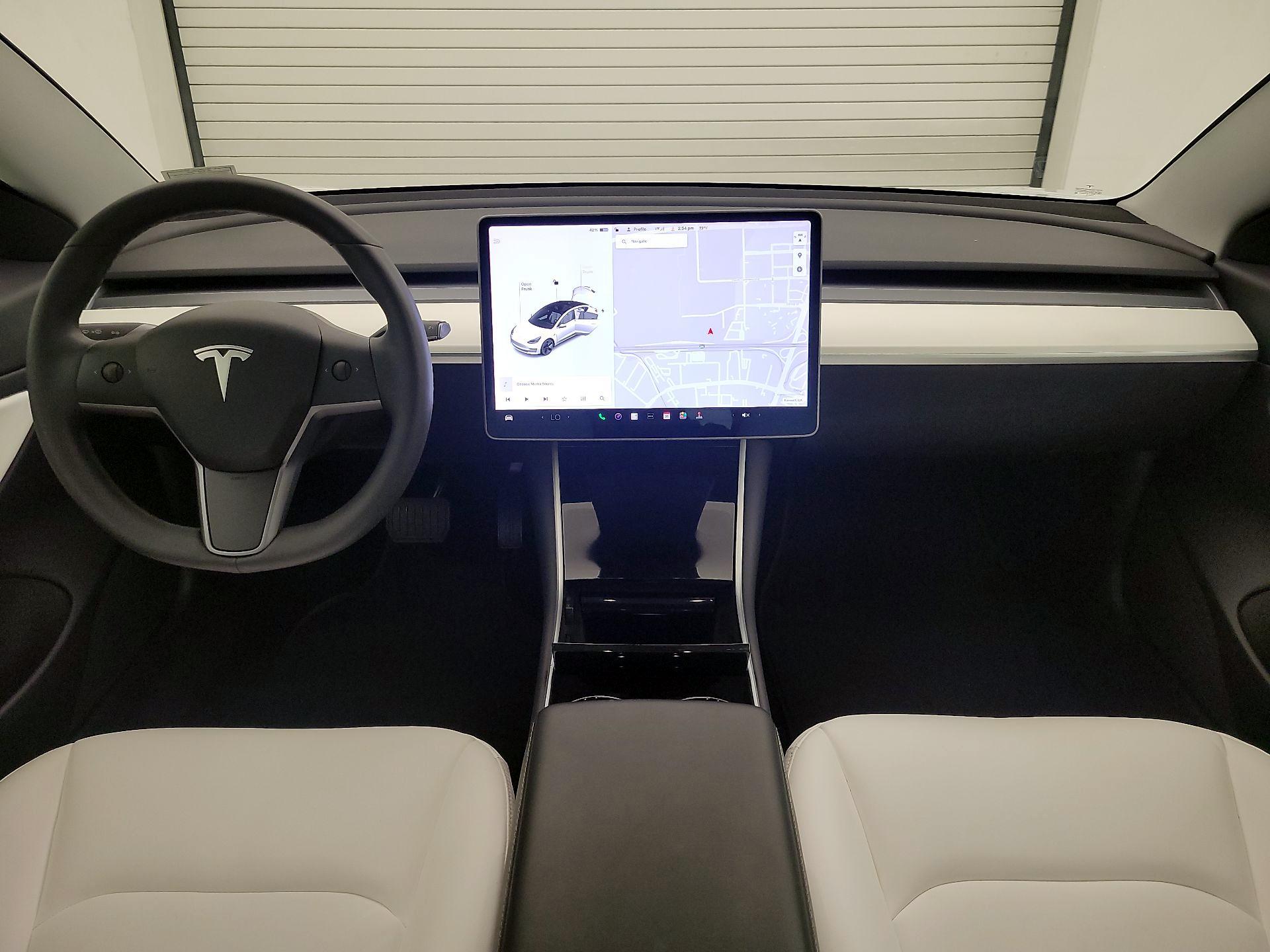 Thumbnail: 2020 Tesla Model 3 - 9