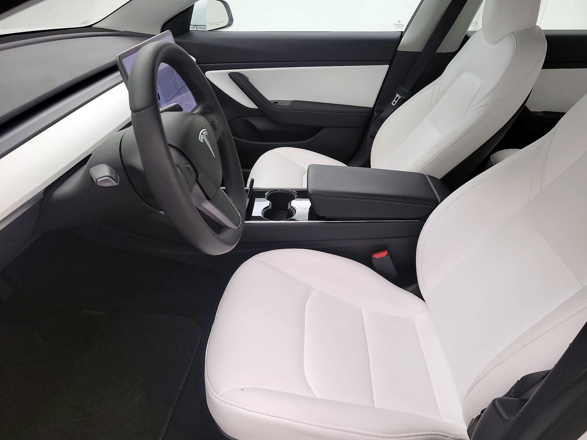 Thumbnail: 2020 Tesla Model 3 - 11