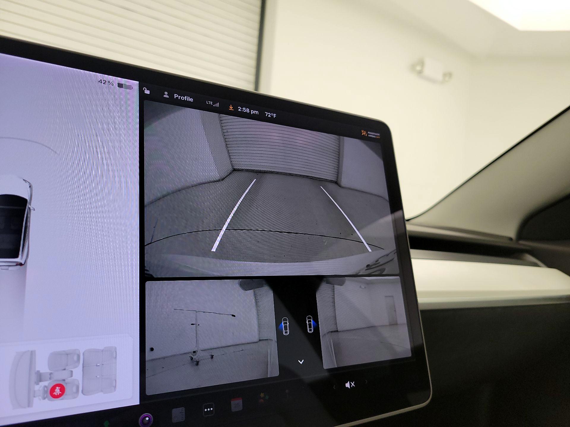 Thumbnail: 2020 Tesla Model 3 - 14