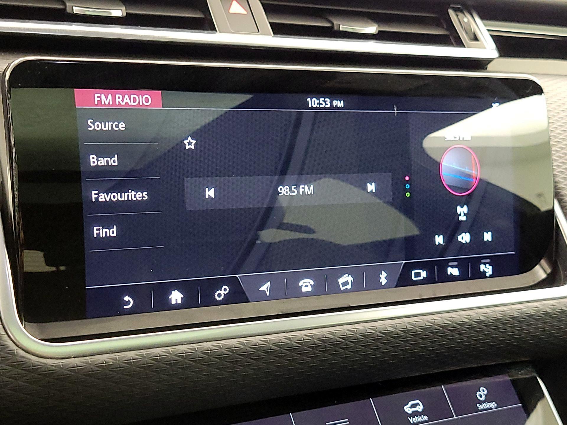 Thumbnail: 2019 Land Rover Range Rover Velar - 16