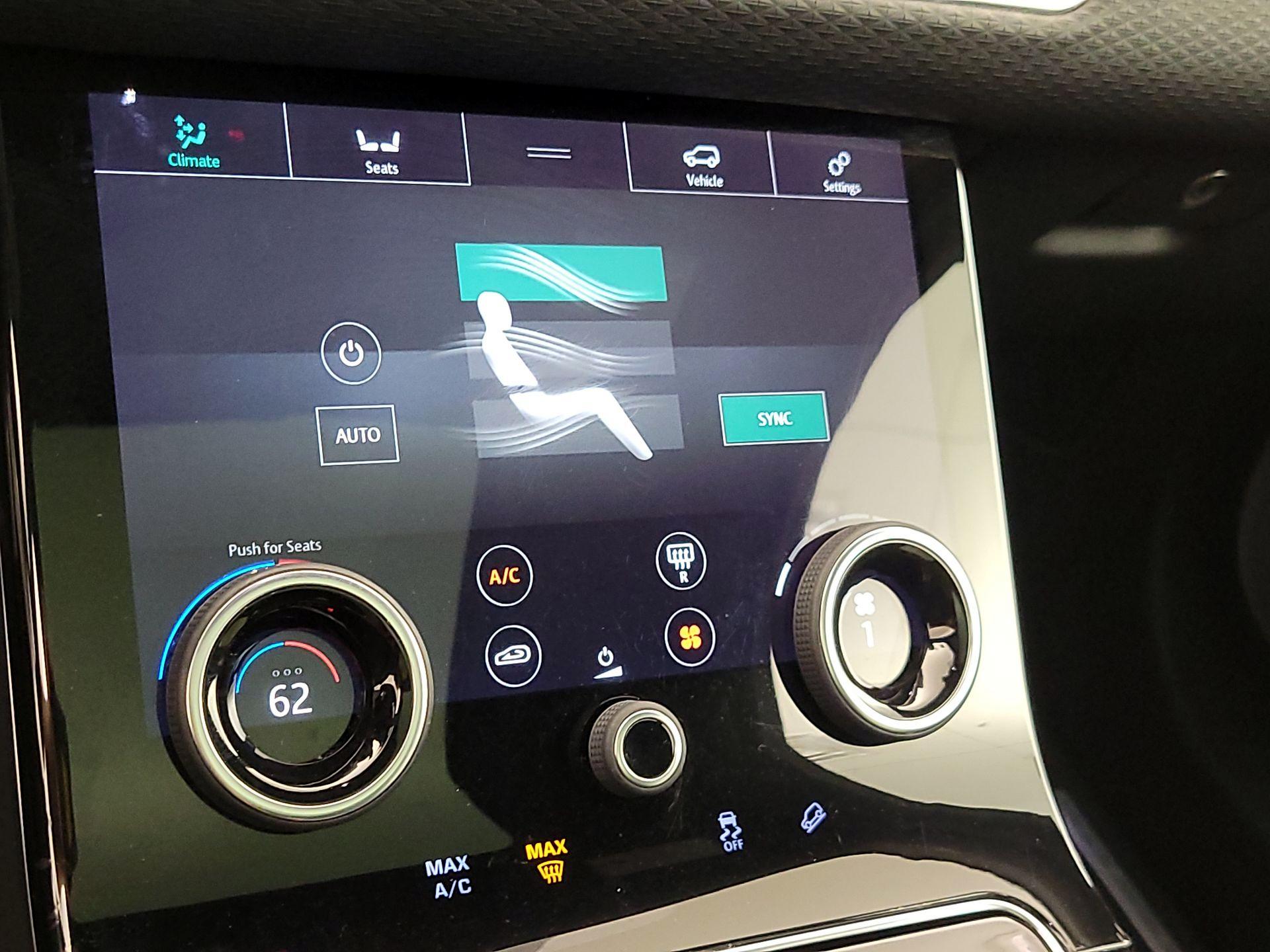 Thumbnail: 2019 Land Rover Range Rover Velar - 17