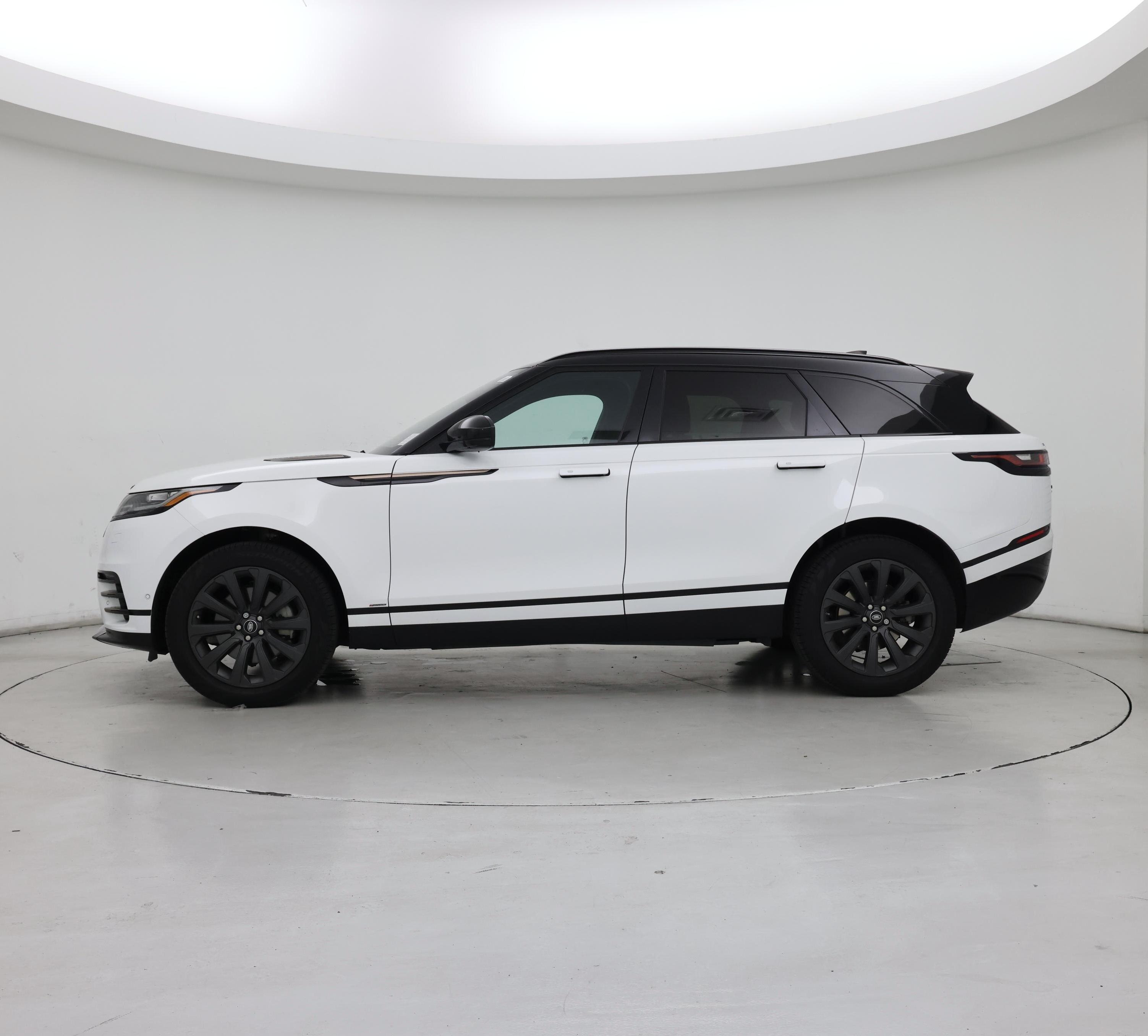 Thumbnail: 2019 Land Rover Range Rover Velar - 3