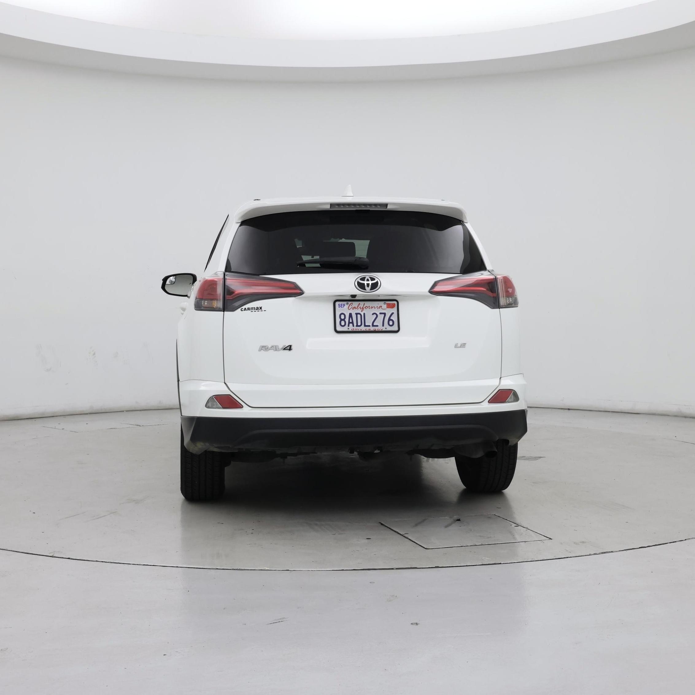 Thumbnail: 2017 Toyota RAV4 - 6