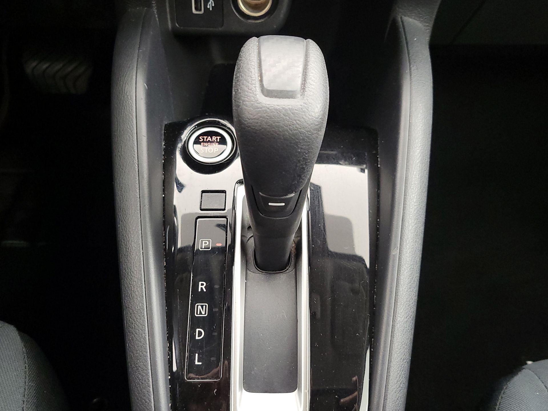 Thumbnail: 2020 Nissan Versa - 17