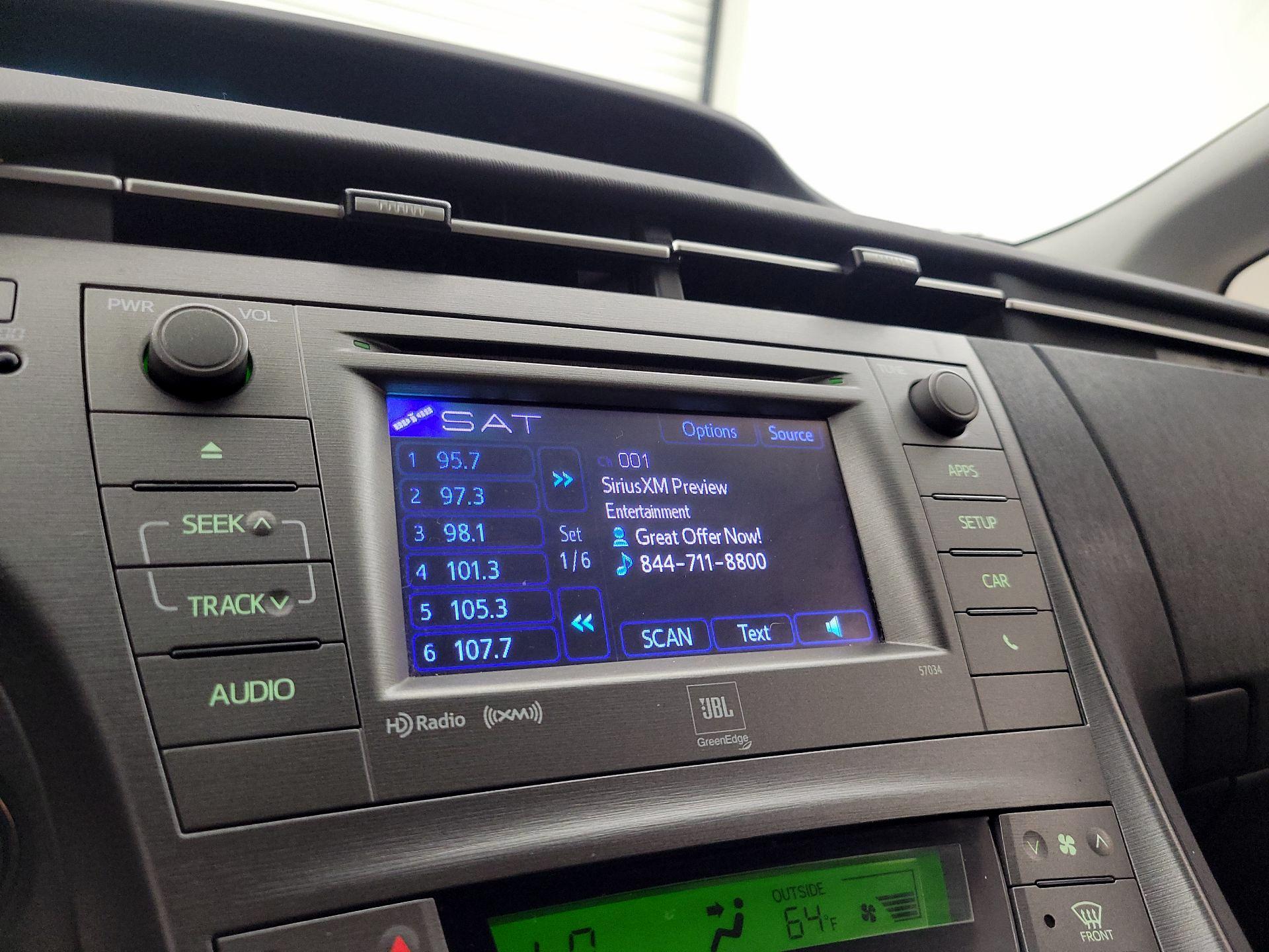 Thumbnail: 2015 Toyota Prius - 15
