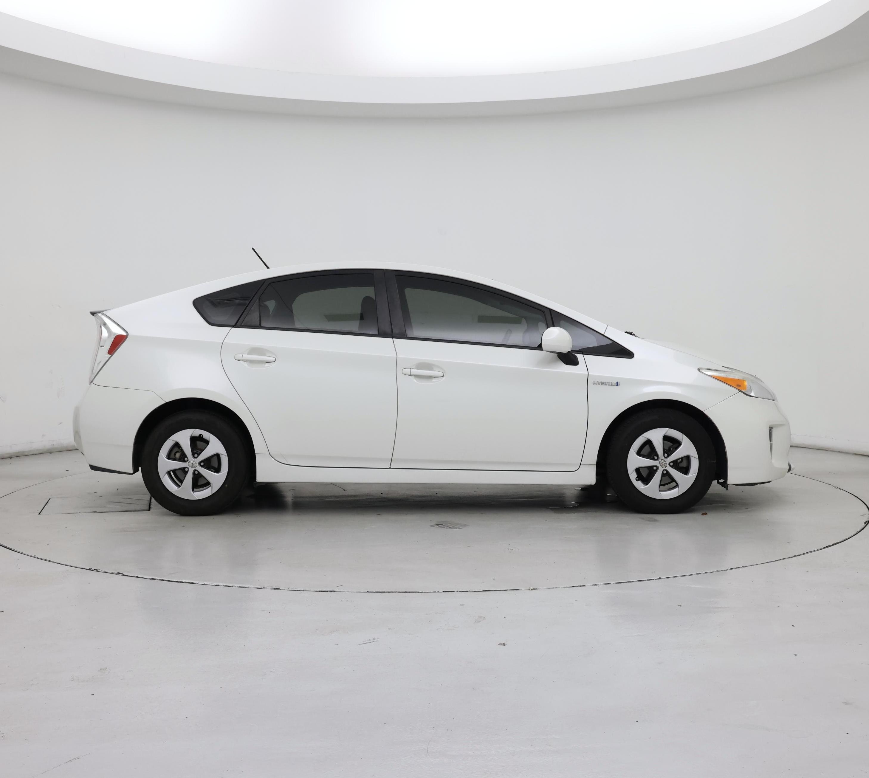 Thumbnail: 2015 Toyota Prius - 7