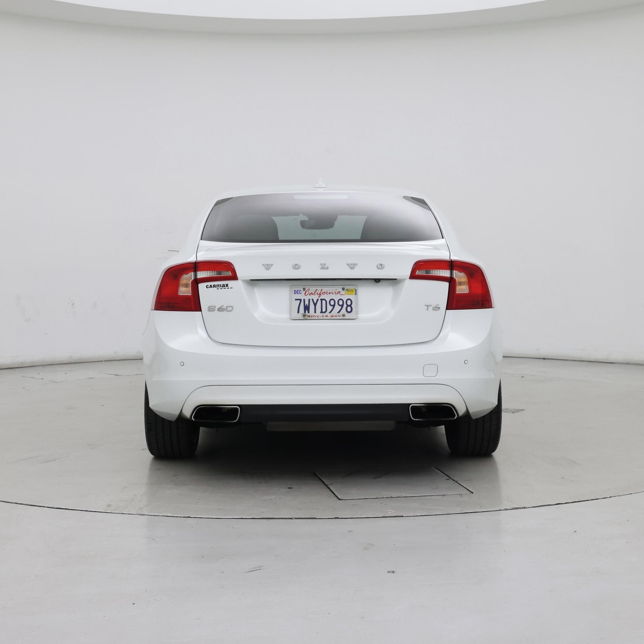 Thumbnail: 2016 Volvo S60 - 6