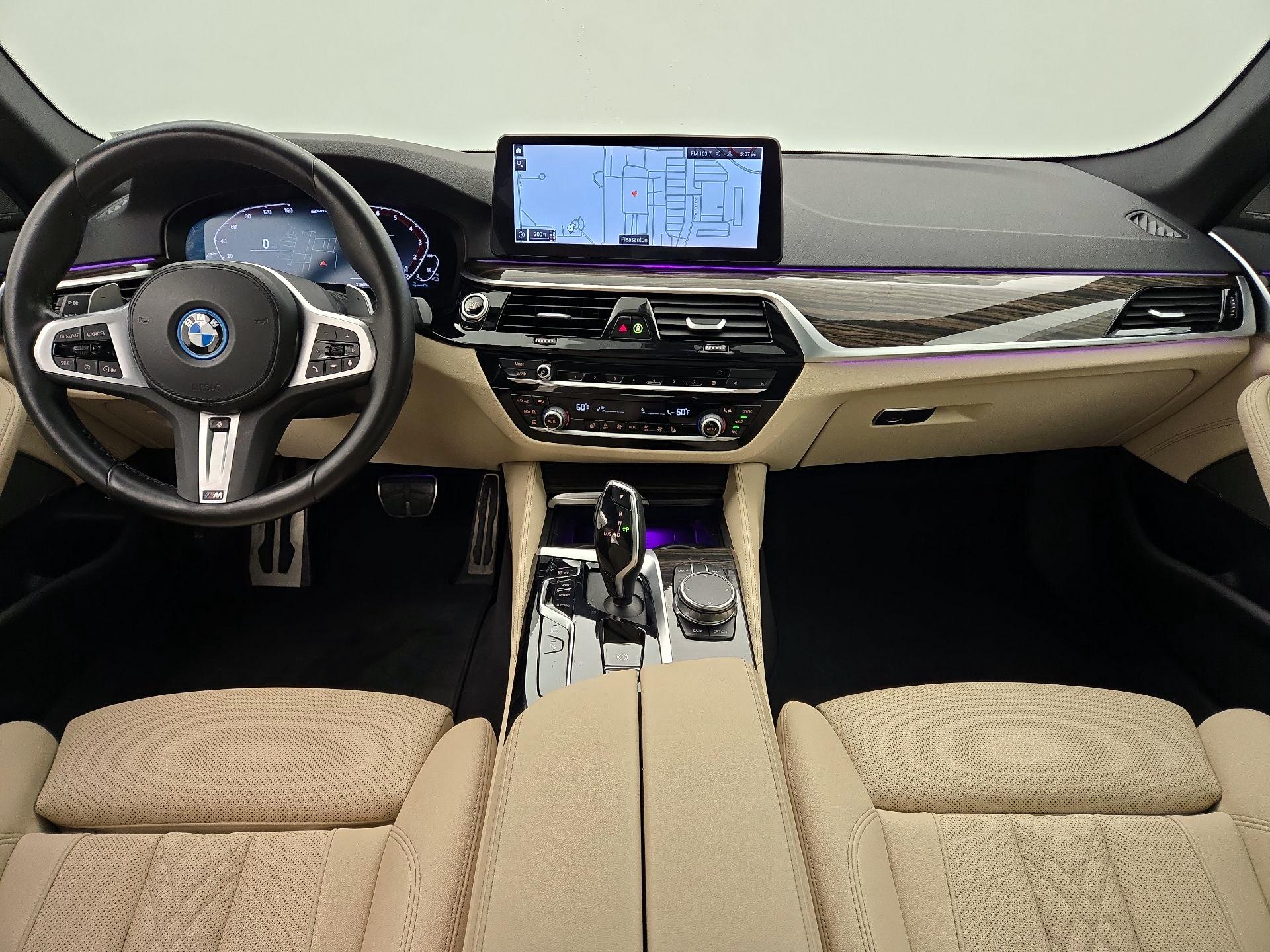 Thumbnail: 2022 BMW 5 Series - 9