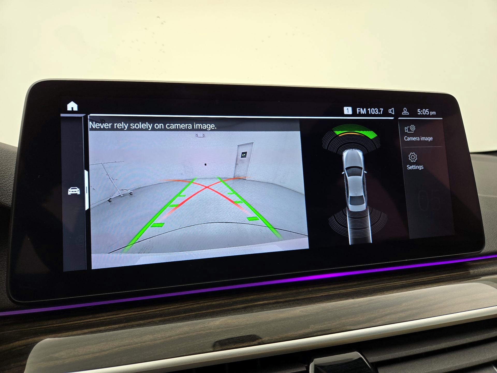 Thumbnail: 2022 BMW 5 Series - 15