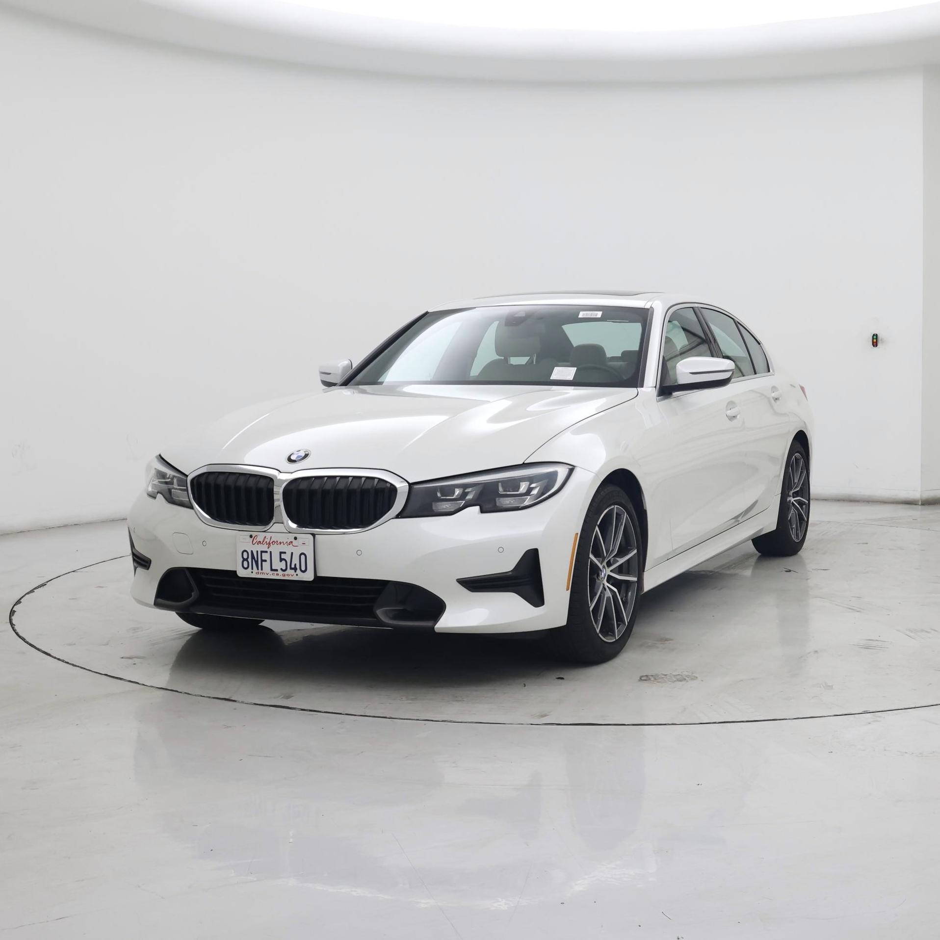 Thumbnail: 2020 BMW 3 Series - 4