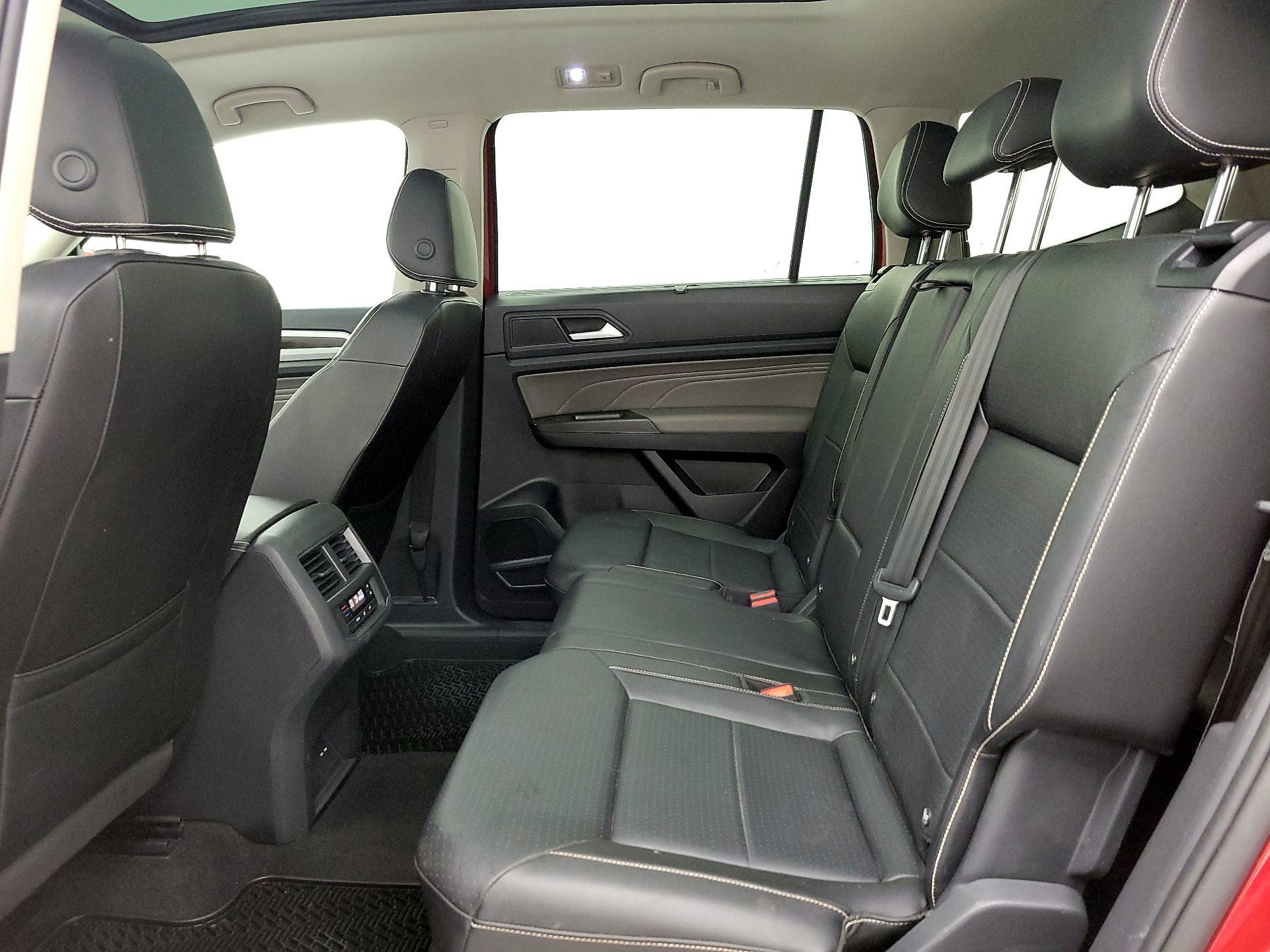 Thumbnail: 2022 Volkswagen Atlas - 20