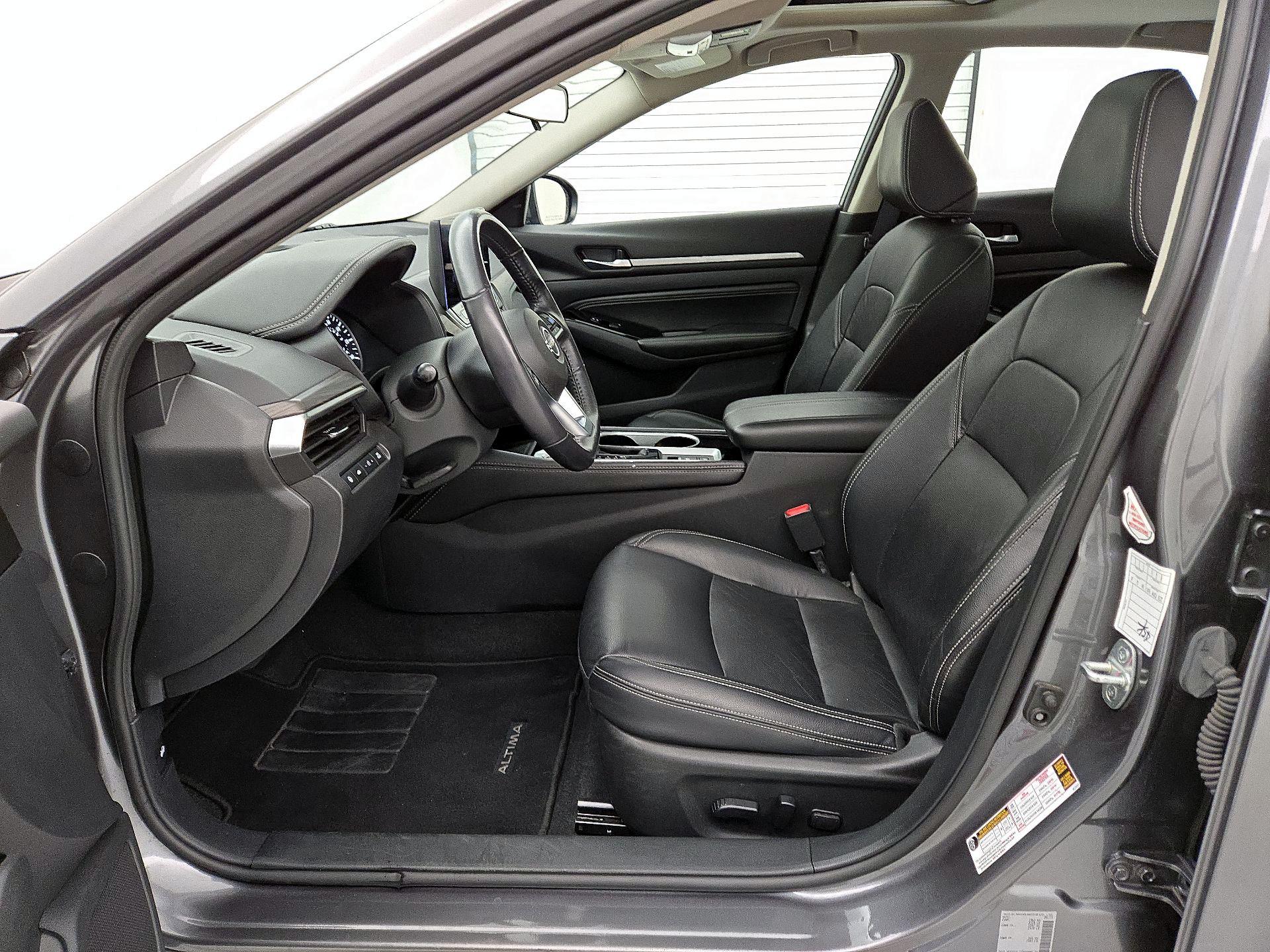 Thumbnail: 2023 Nissan Altima - 11