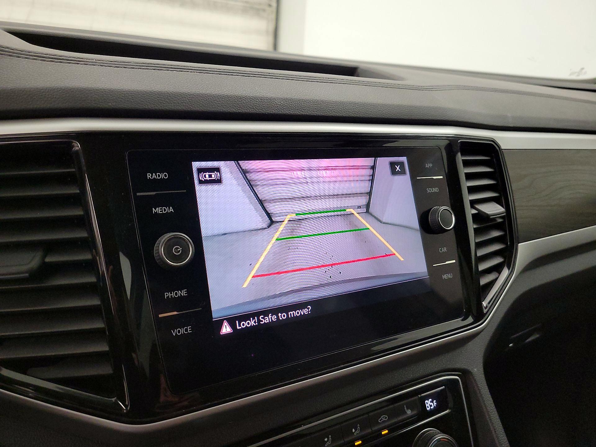 Thumbnail: 2022 Volkswagen Atlas - 14