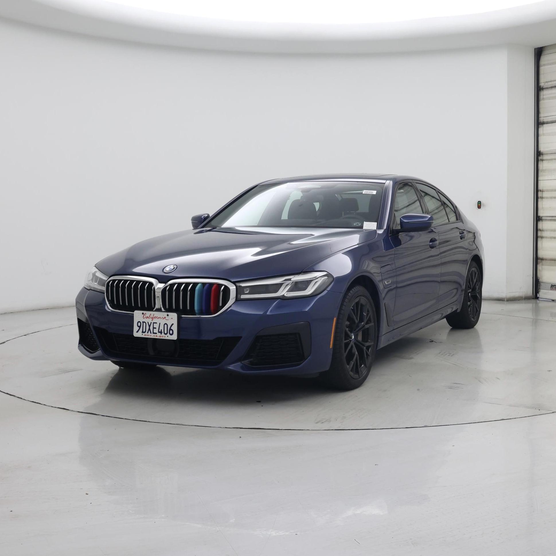 Thumbnail: 2023 BMW 5 Series - 4