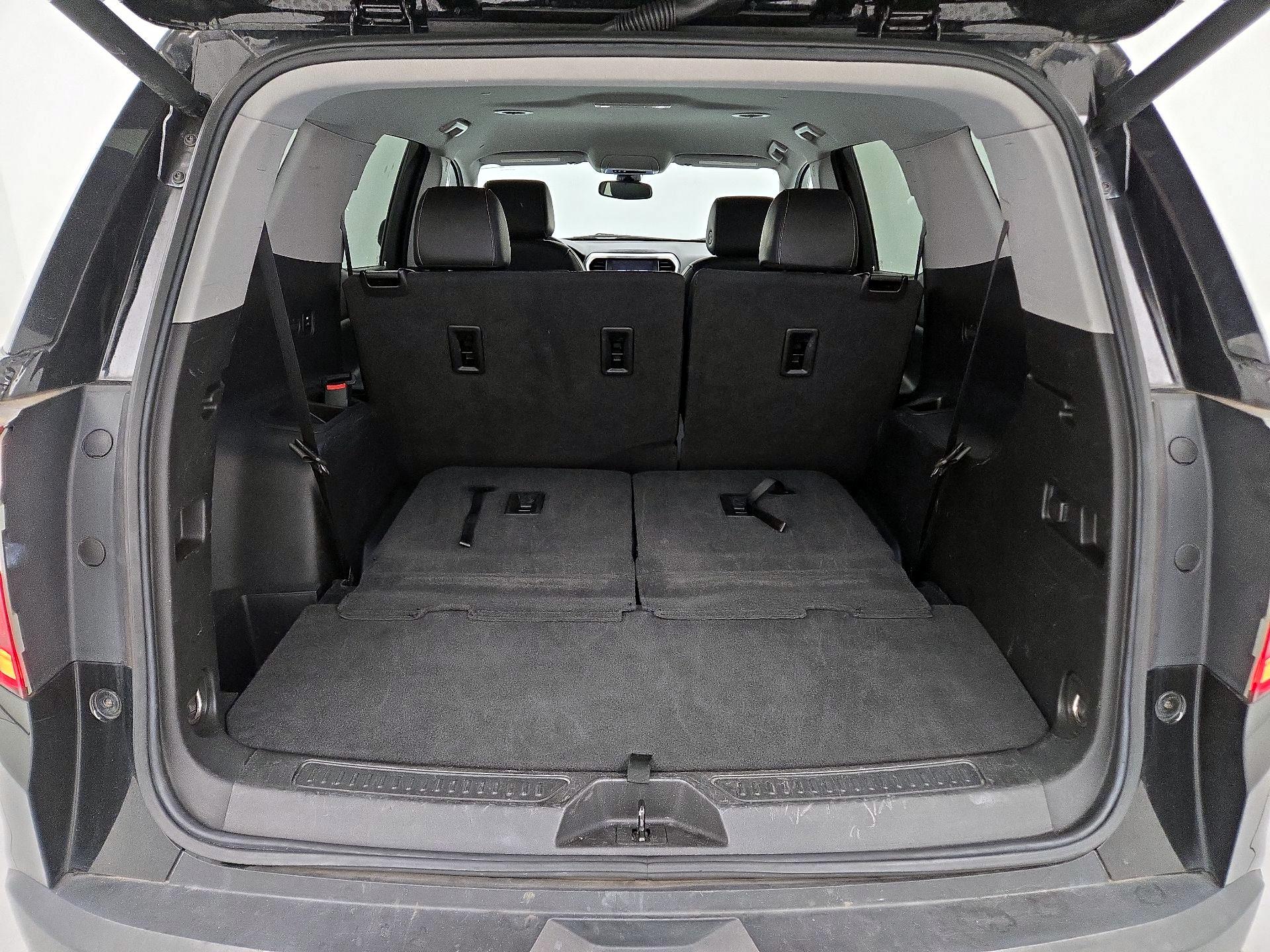 Thumbnail: 2023 GMC Acadia - 18