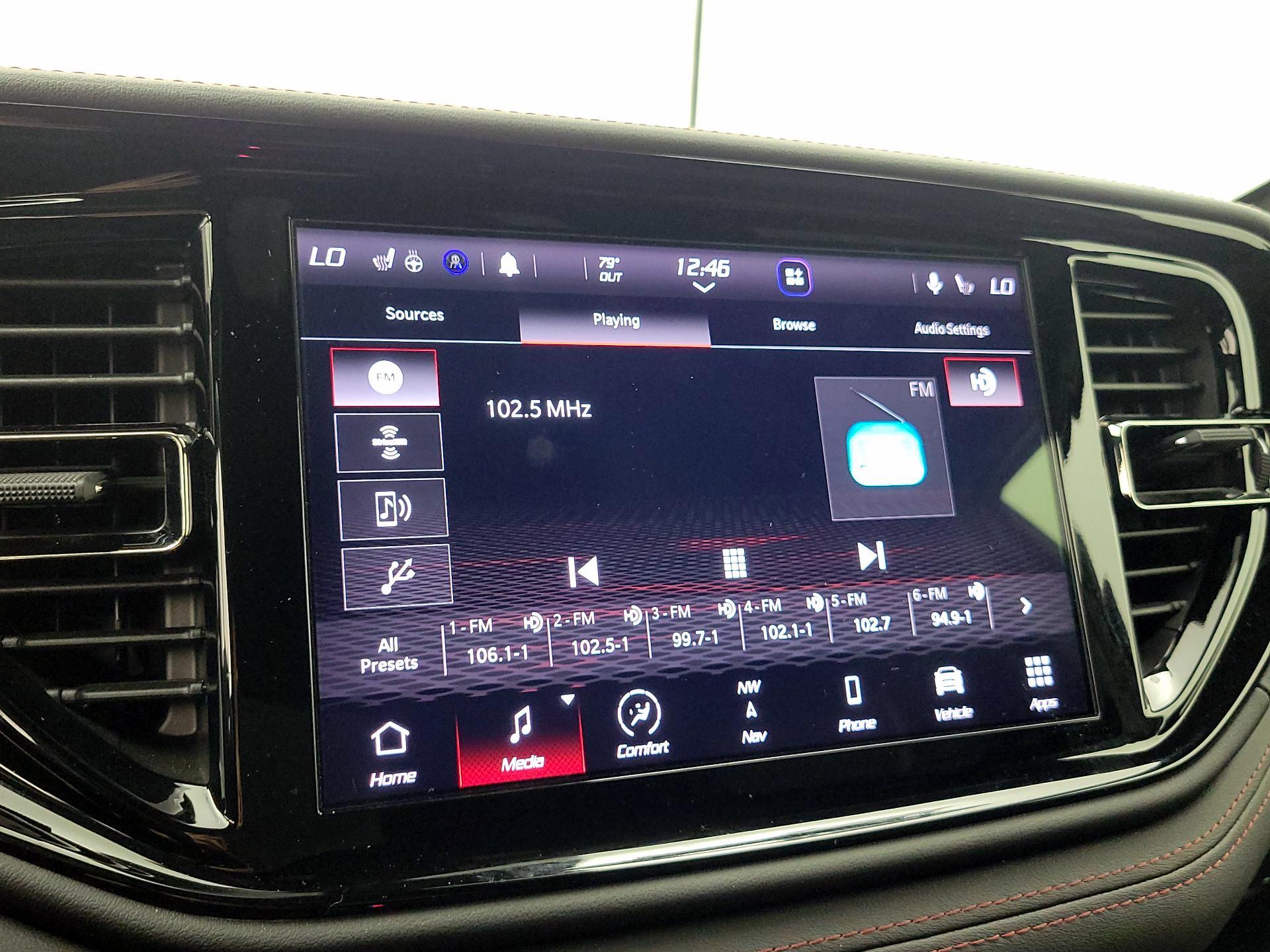 Thumbnail: 2022 Dodge Durango - 16