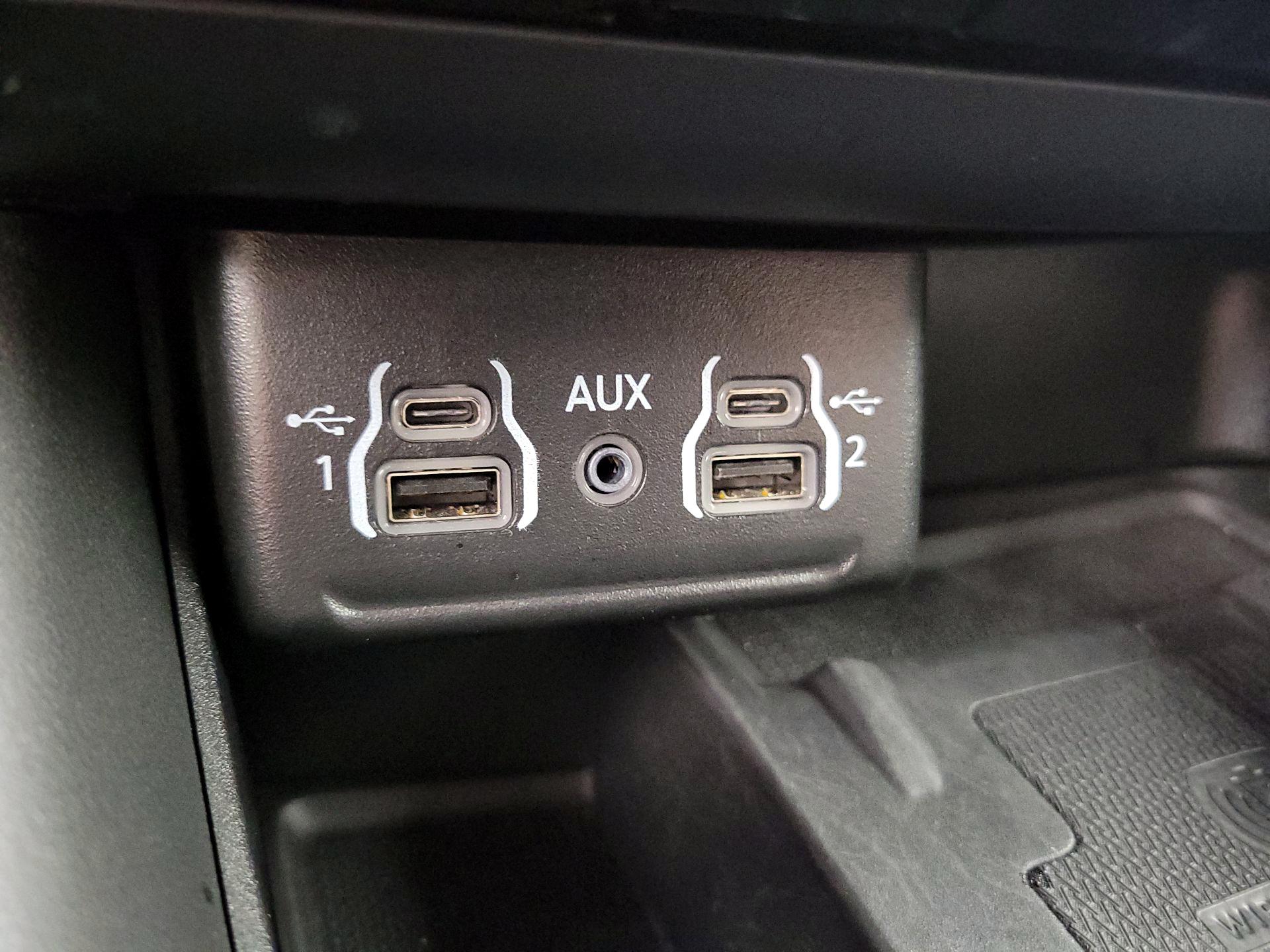 Thumbnail: 2022 Dodge Durango - 19