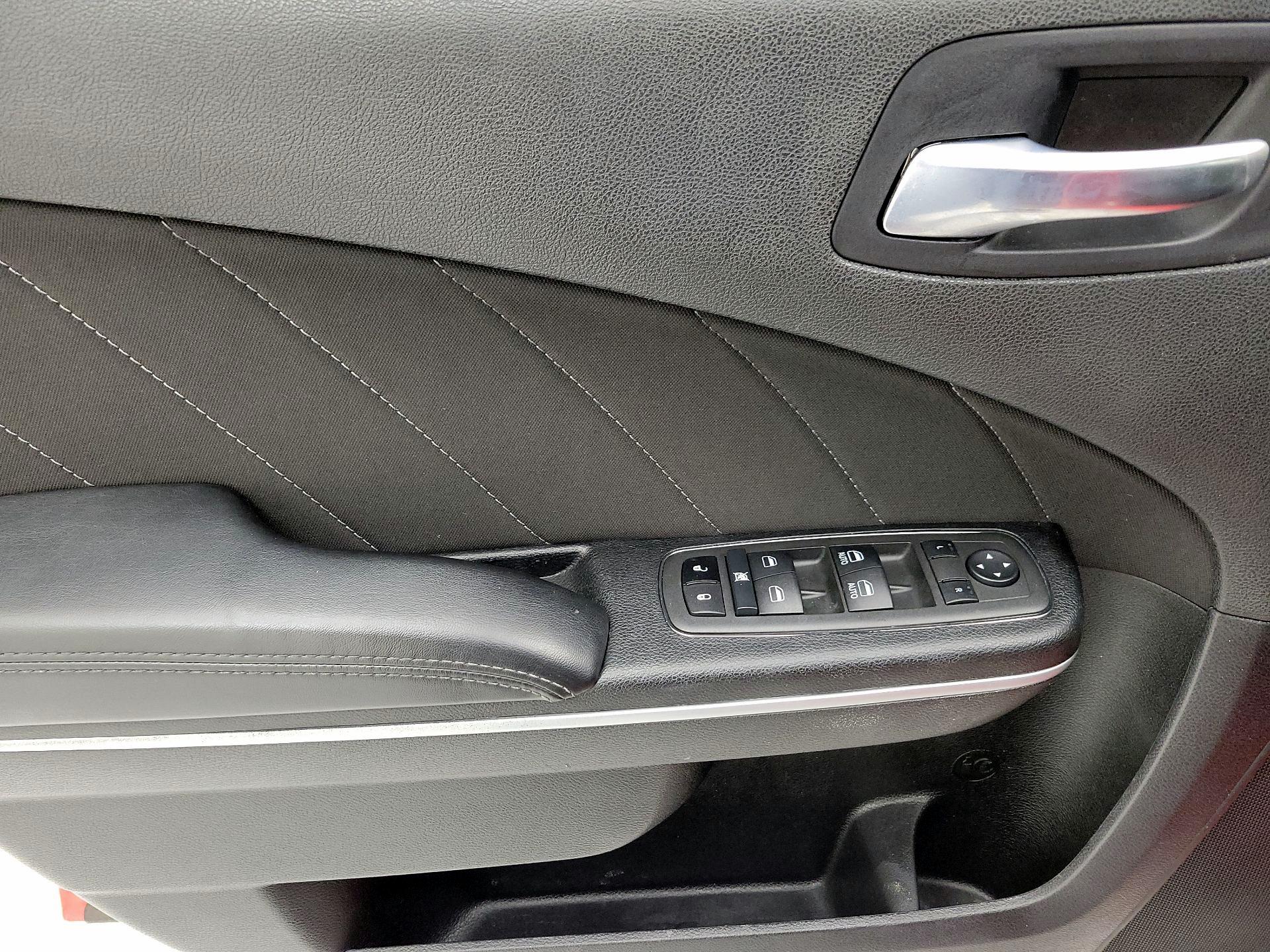 Thumbnail: 2022 Dodge Charger - 12