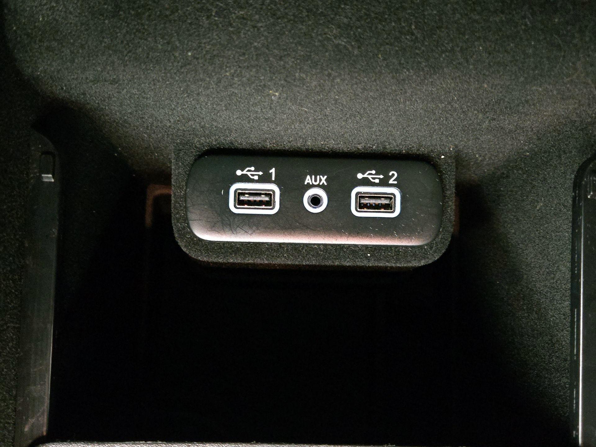 Thumbnail: 2022 Dodge Charger - 18