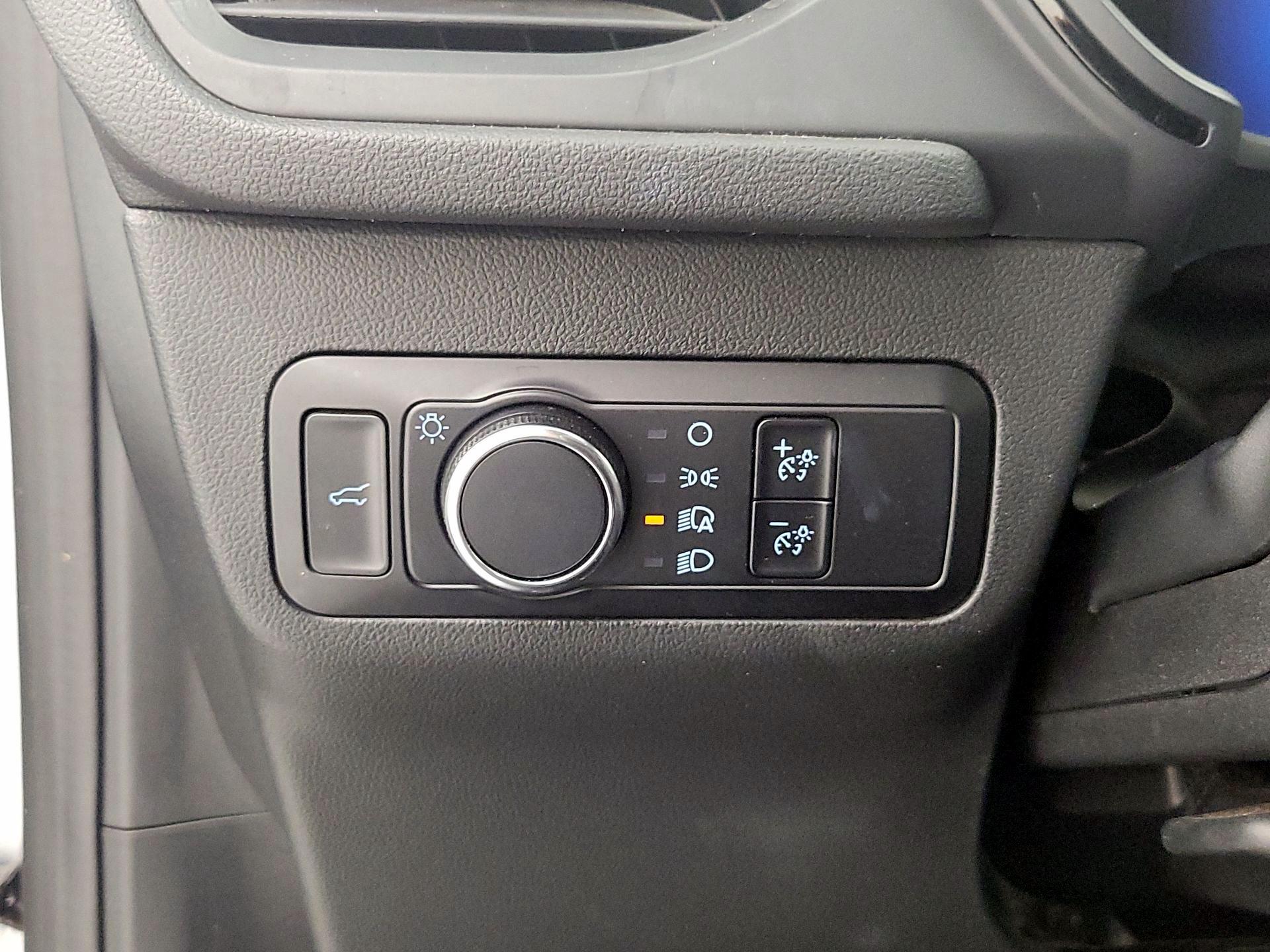 Thumbnail: 2023 Ford Escape - 13