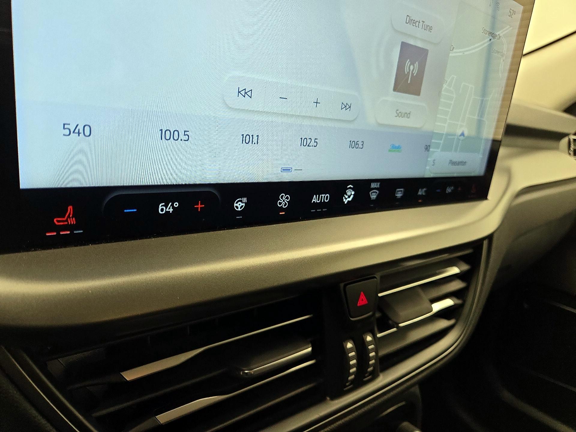 Thumbnail: 2023 Ford Escape - 17