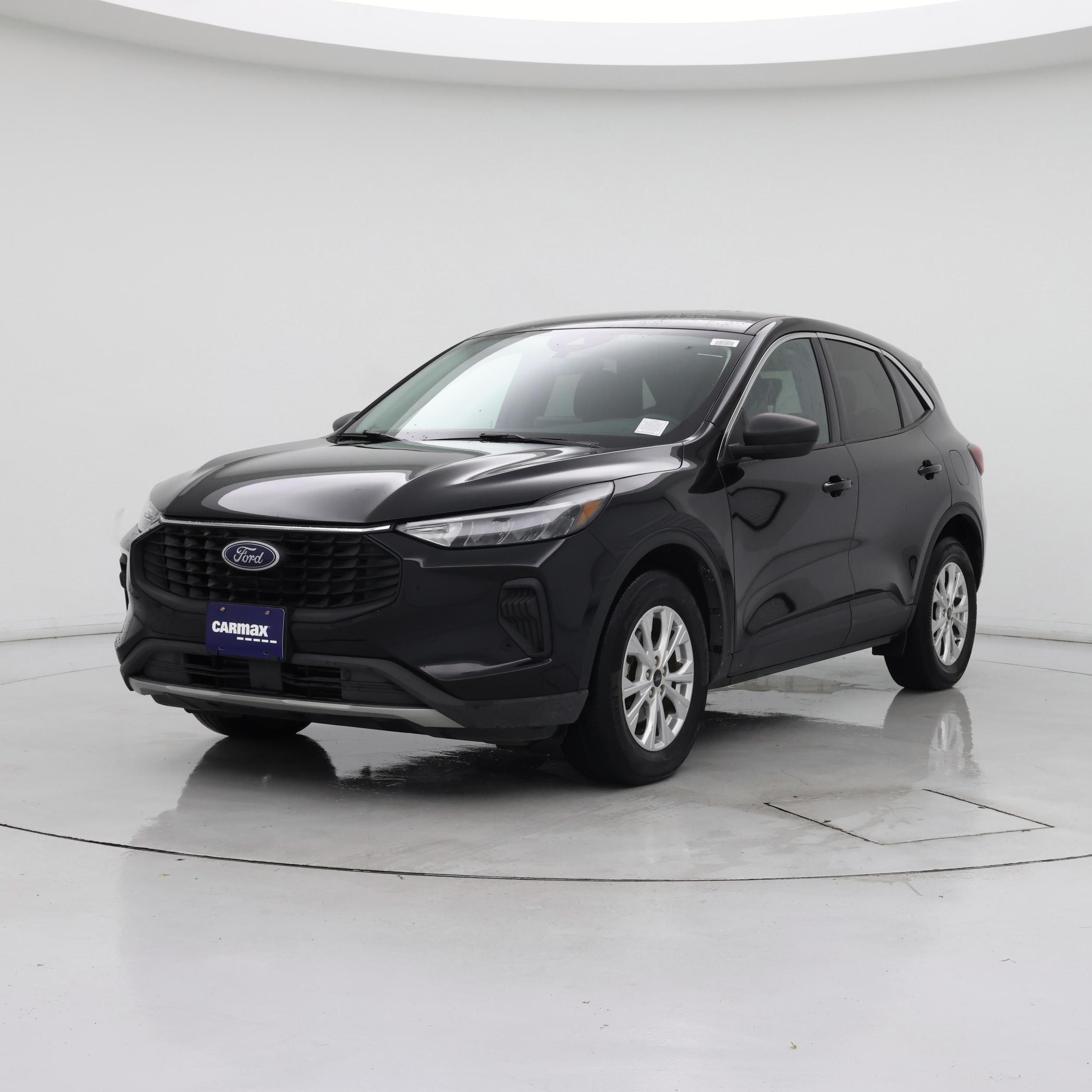 Thumbnail: 2023 Ford Escape - 4