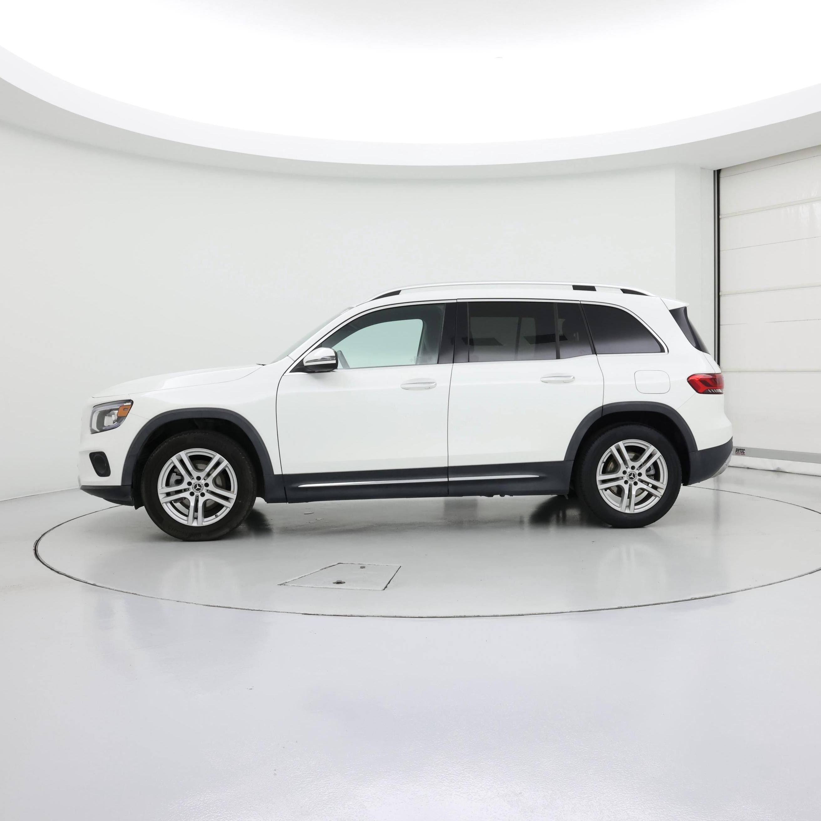 Thumbnail: 2022 Mercedes-Benz GLB - 3