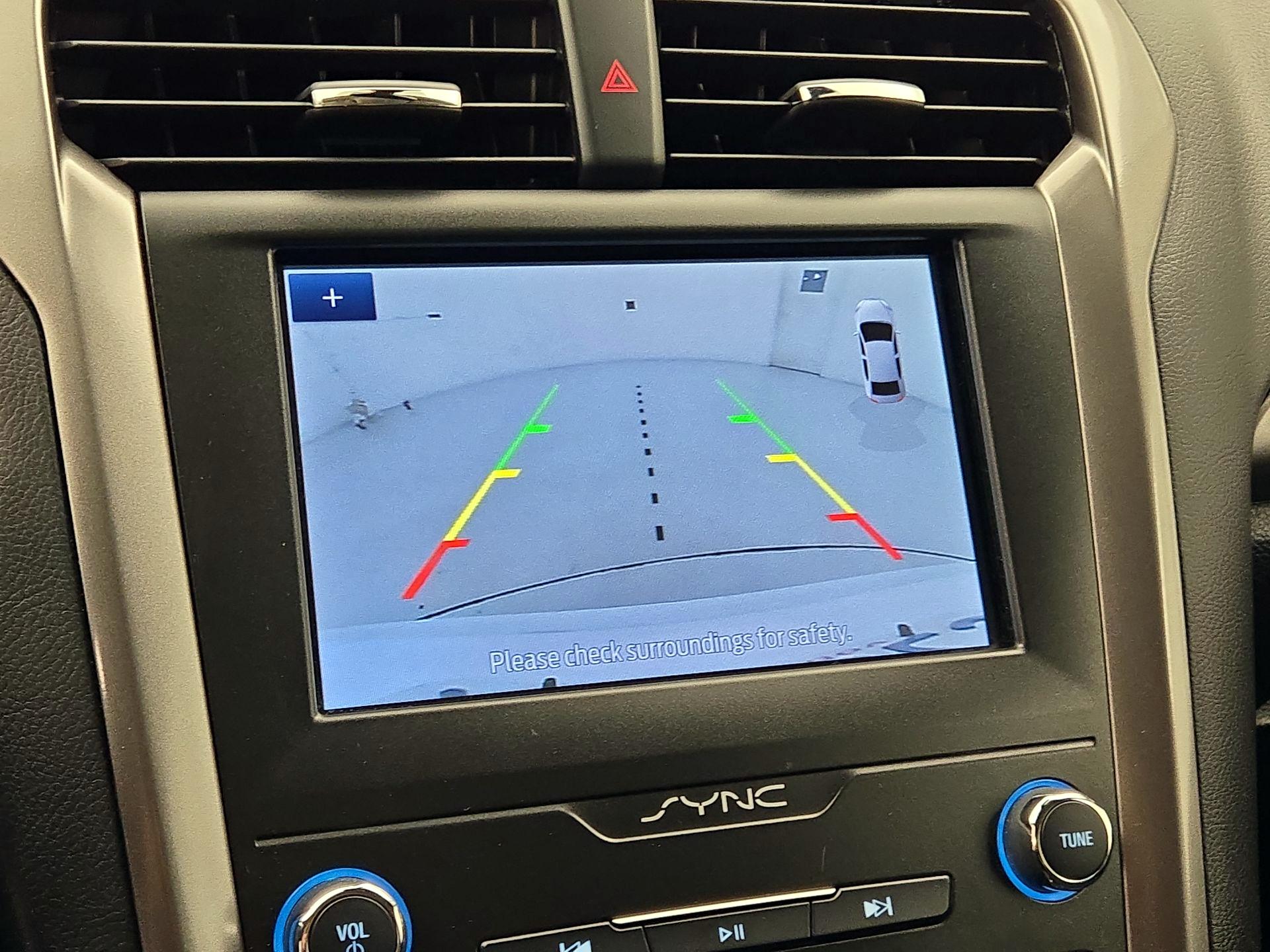 Thumbnail: 2020 Ford Fusion - 14