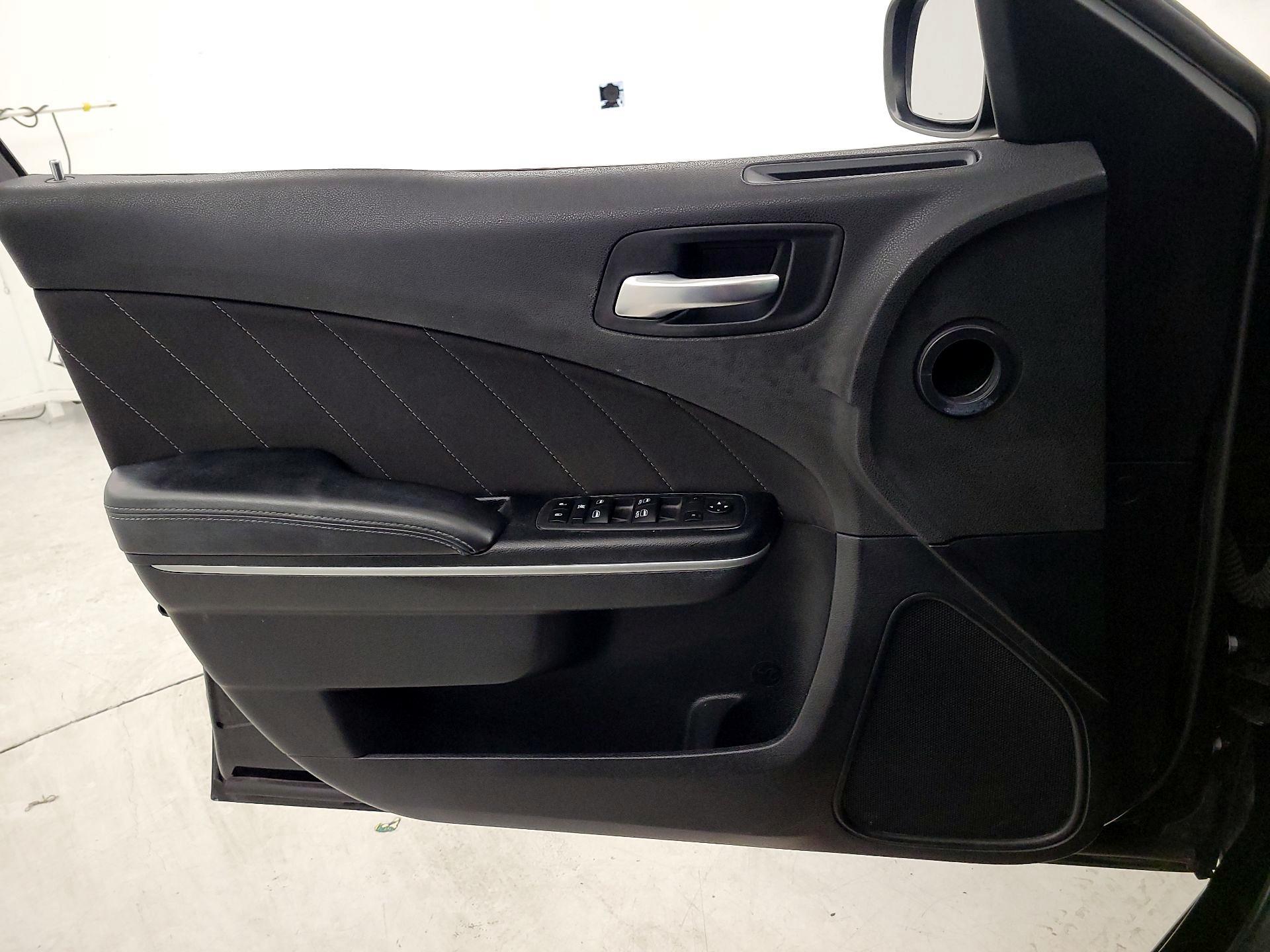 Thumbnail: 2022 Dodge Charger - 12