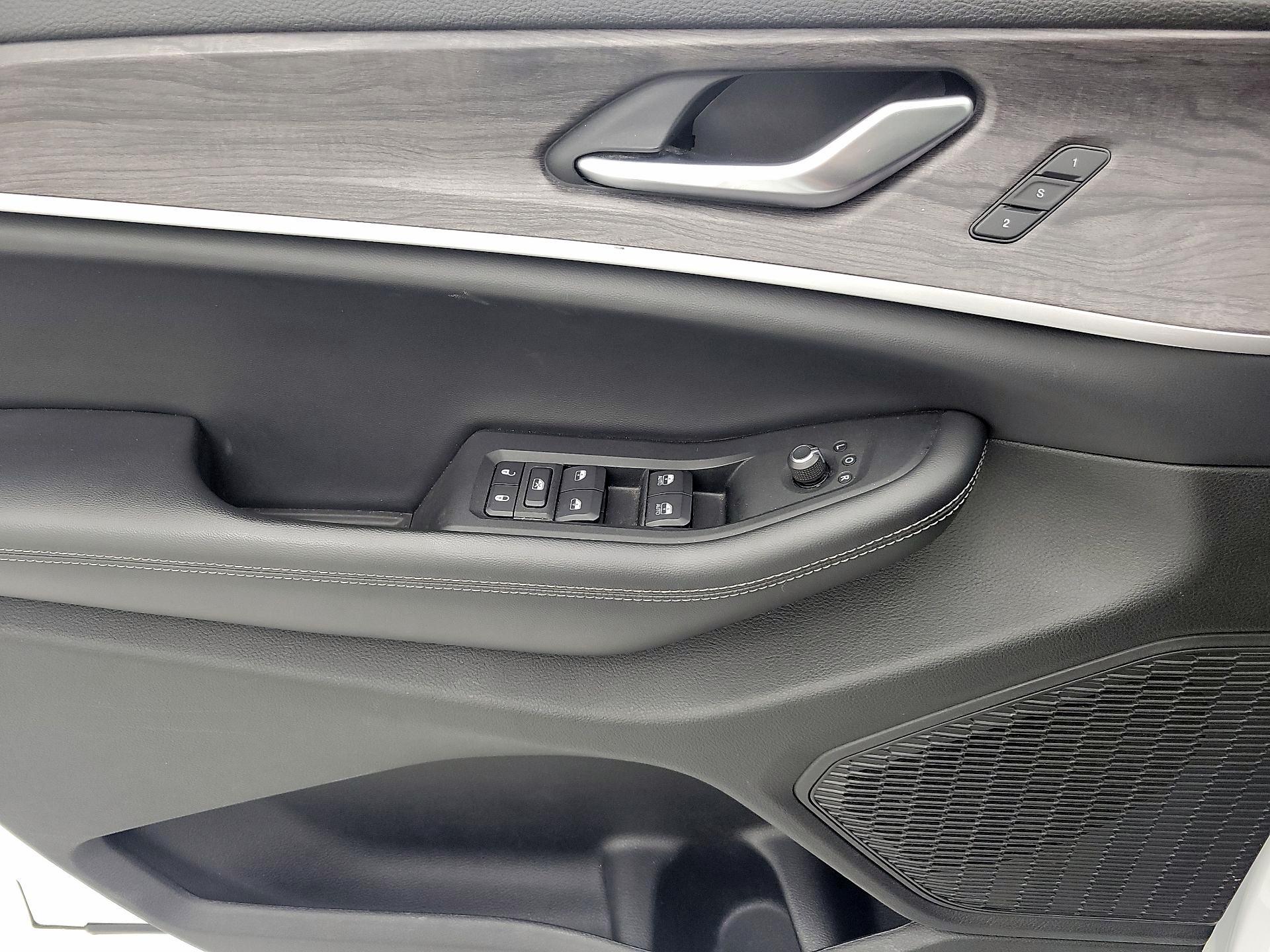 Thumbnail: 2023 Jeep Grand Cherokee L - 12