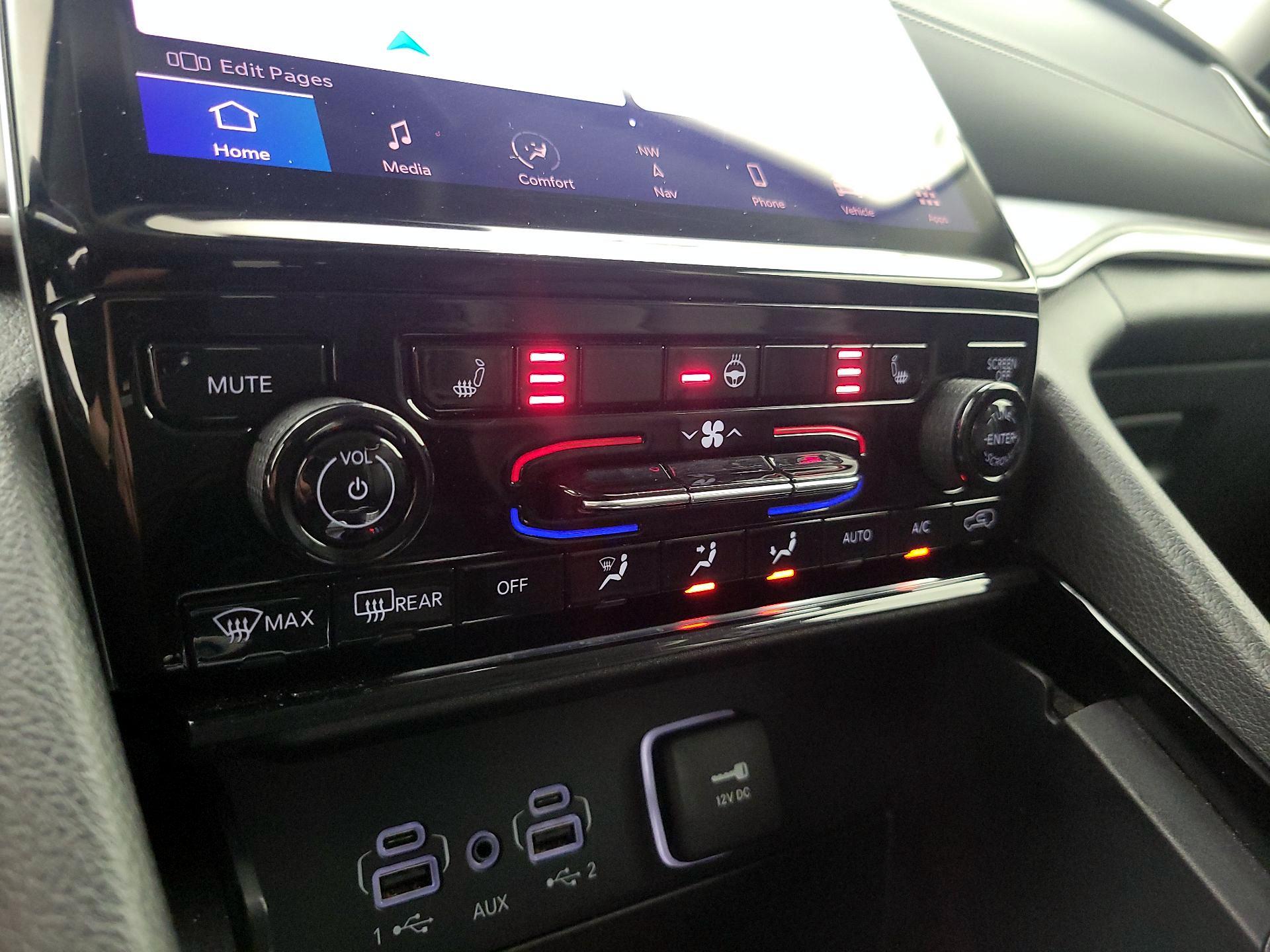 Thumbnail: 2023 Jeep Grand Cherokee L - 17