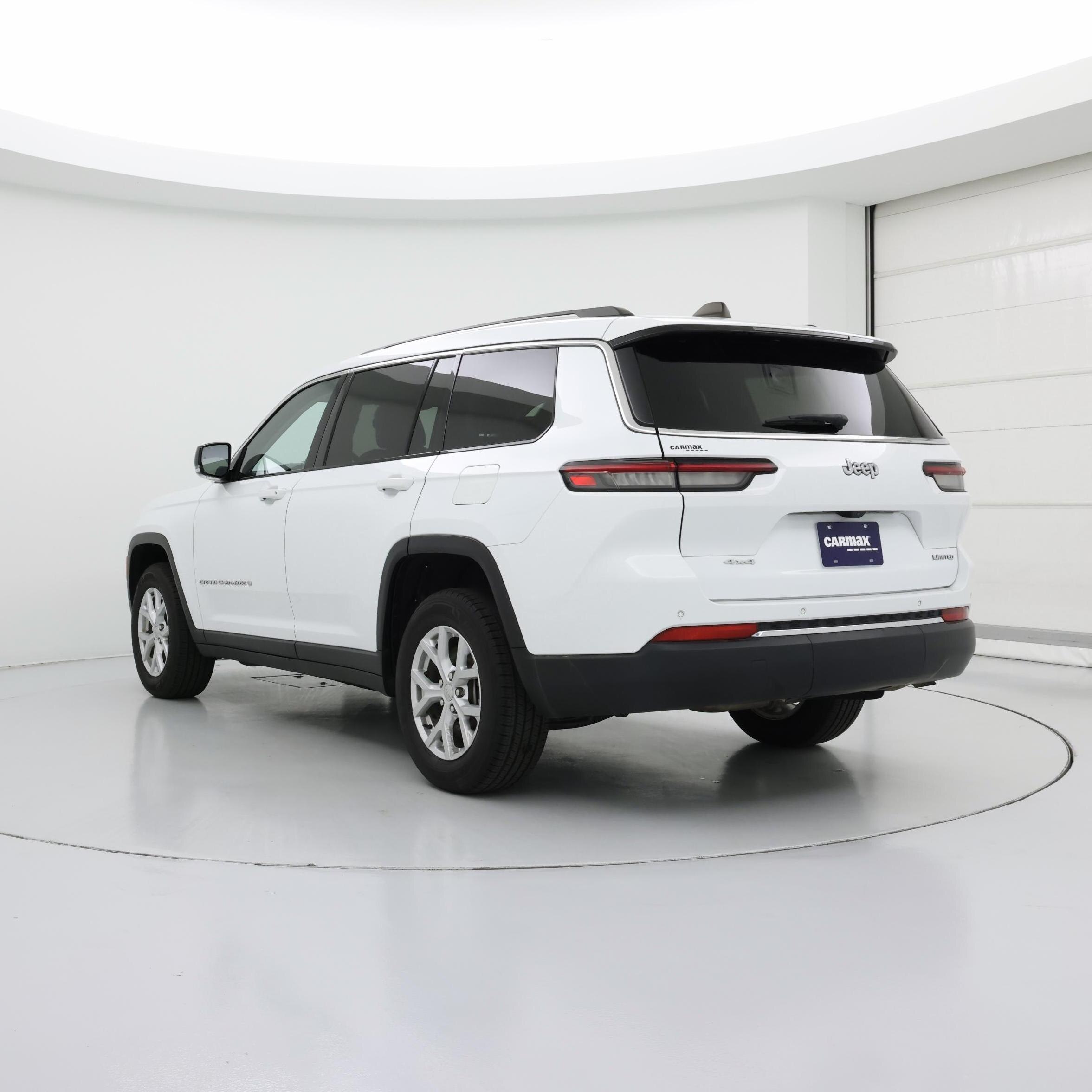 Thumbnail: 2023 Jeep Grand Cherokee L - 2