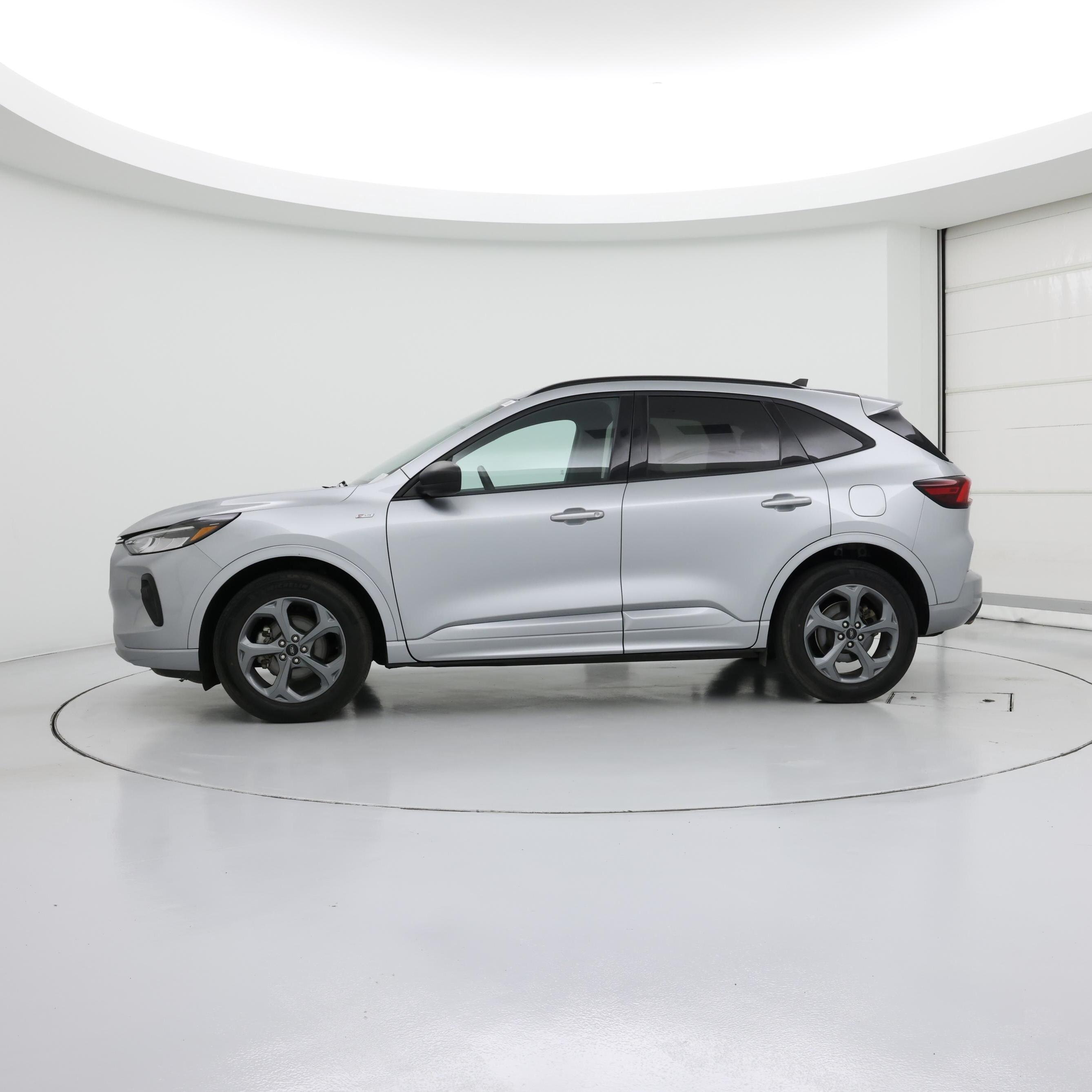 Thumbnail: 2023 Ford Escape - 3