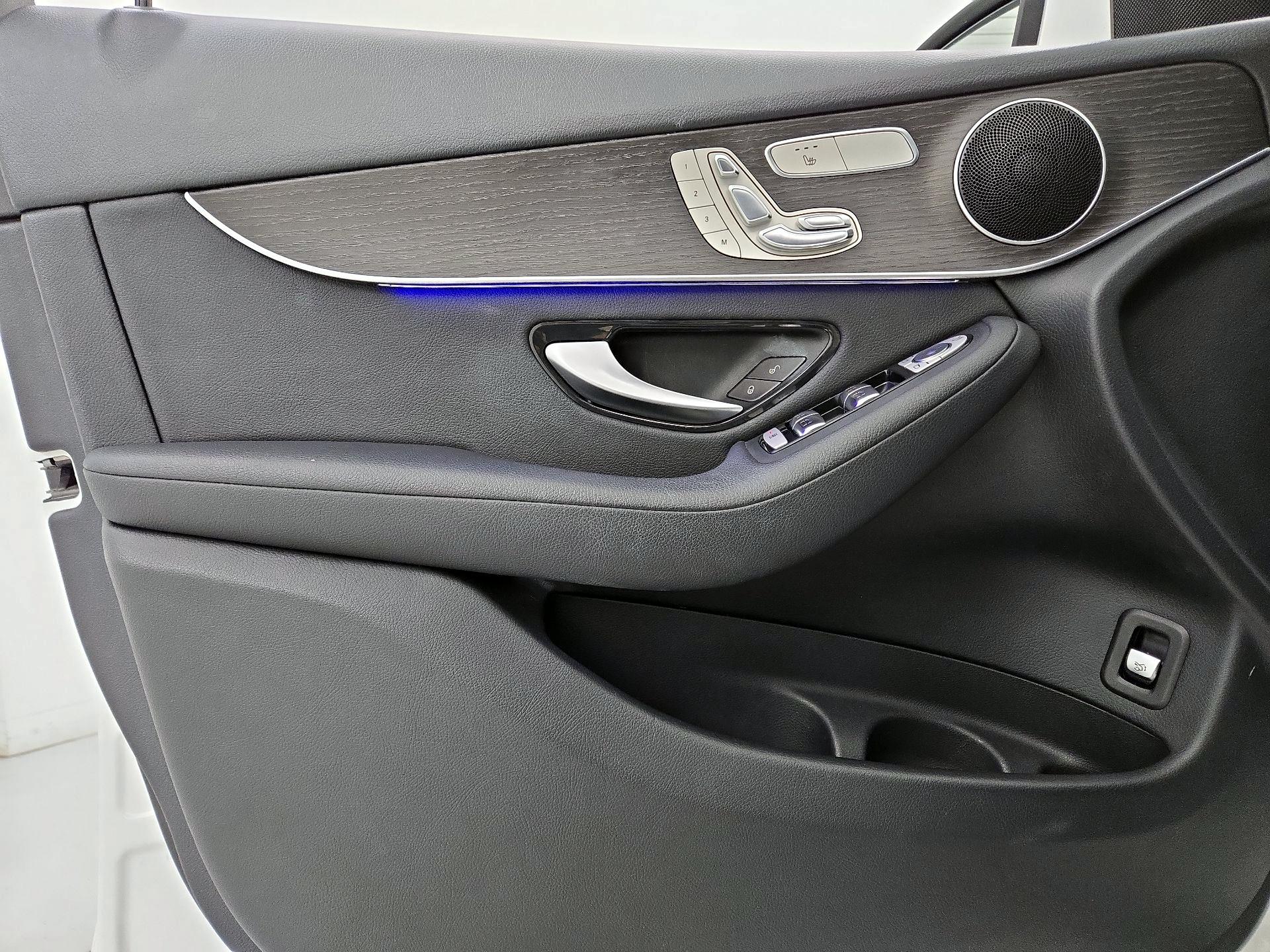 Thumbnail: 2020 Mercedes-Benz GLC - 12