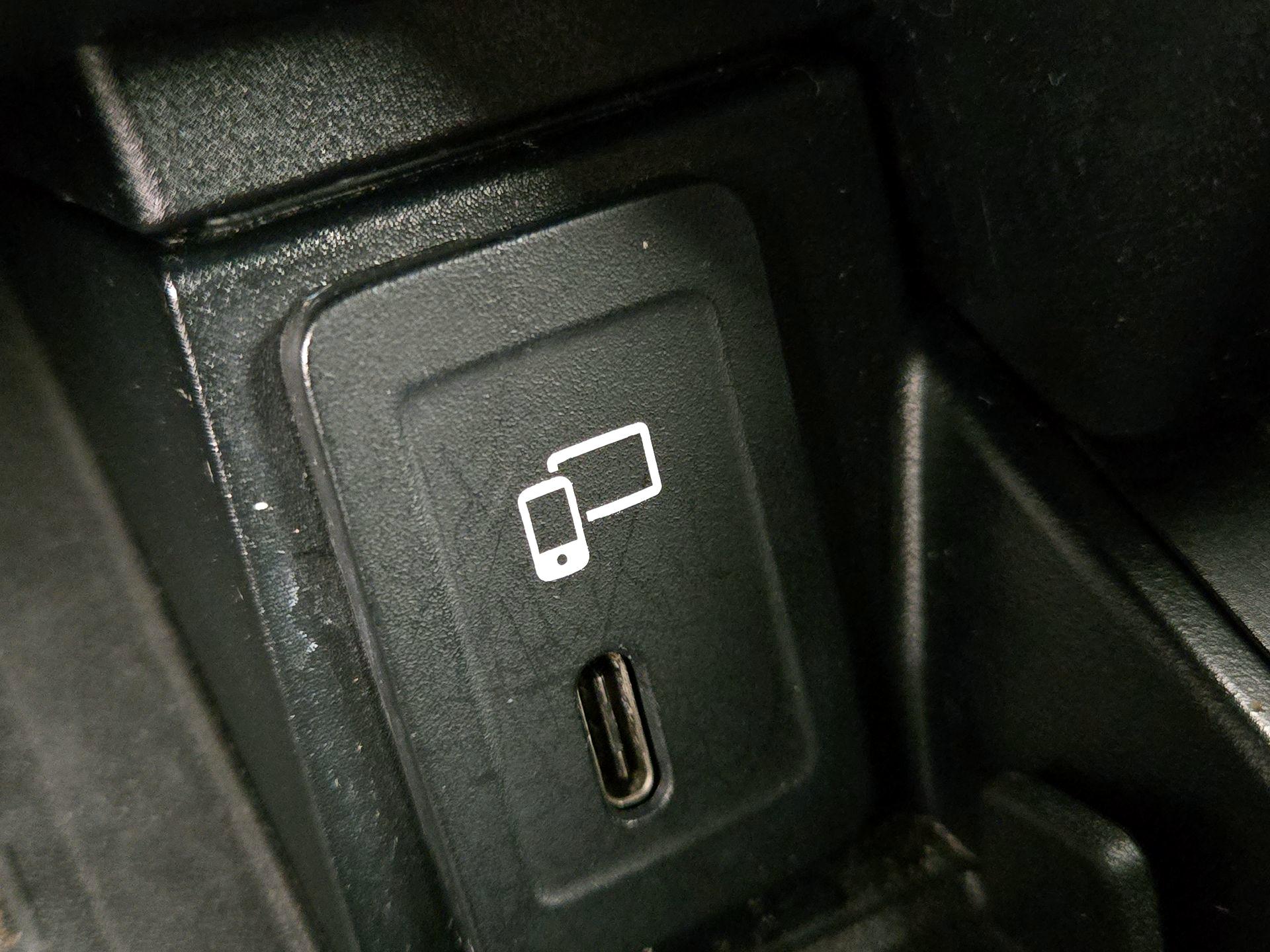 Thumbnail: 2020 Mercedes-Benz GLC - 18