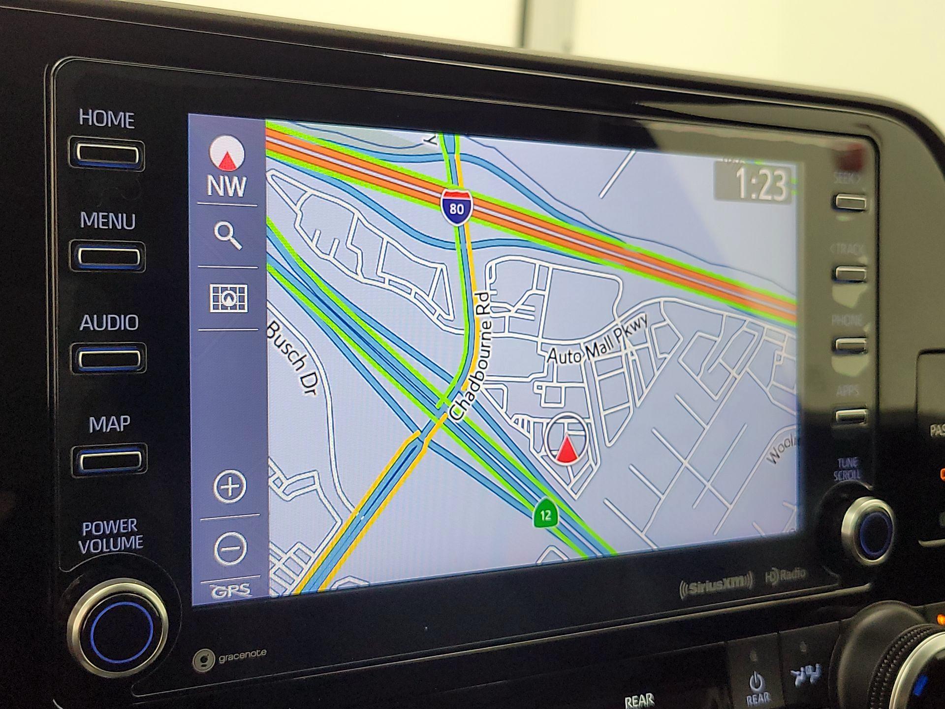 Thumbnail: 2021 Toyota Highlander - 14